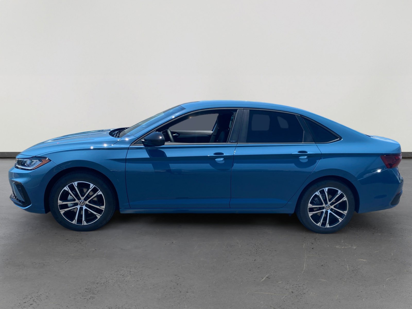 2025 Volkswagen Jetta 1.5T Sport photo 2