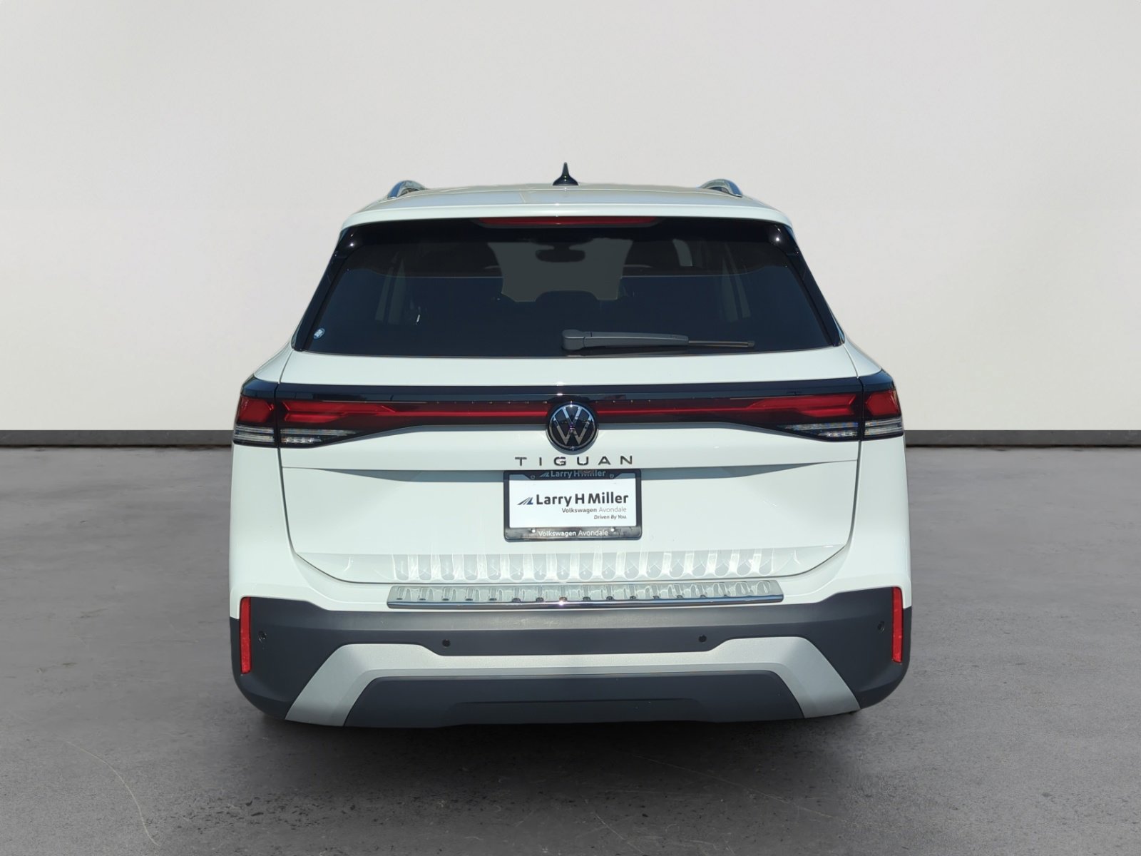 2026 Volkswagen Tiguan S photo 4