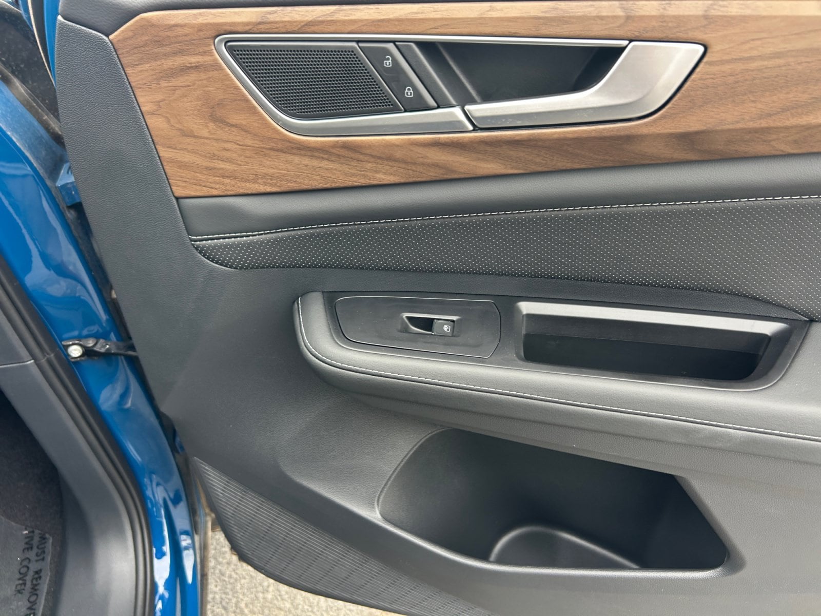 2026 Volkswagen Atlas SE w/Tech - Photo 16