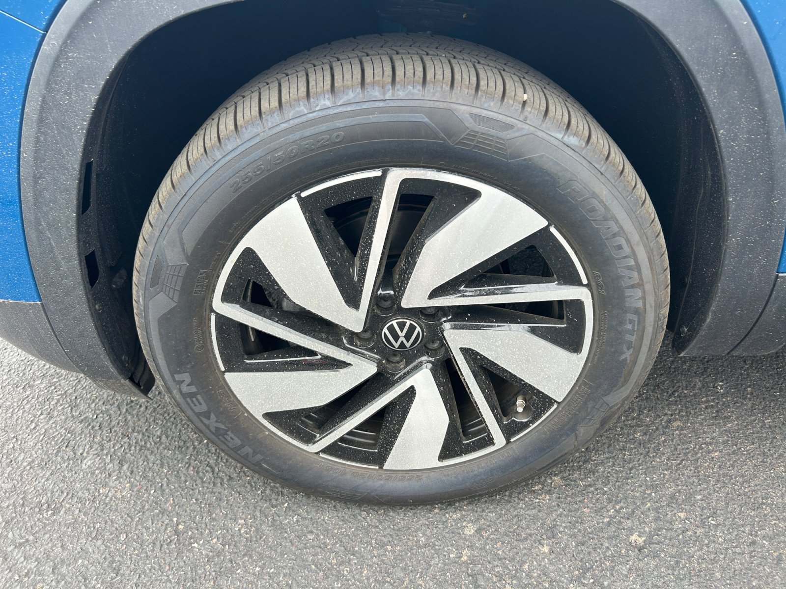 2026 Volkswagen Atlas SE w/Tech - Photo 25