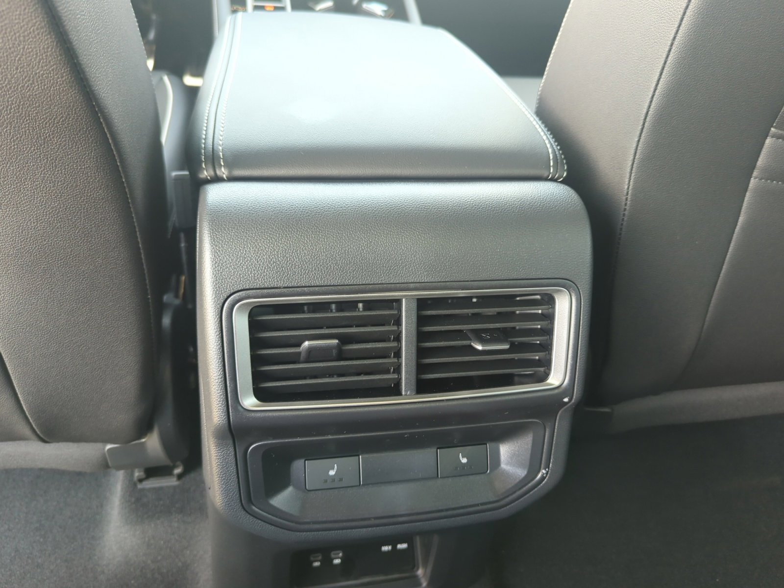 2026 Volkswagen Atlas Cross Sport SEL Premium R-LINE - Photo 30