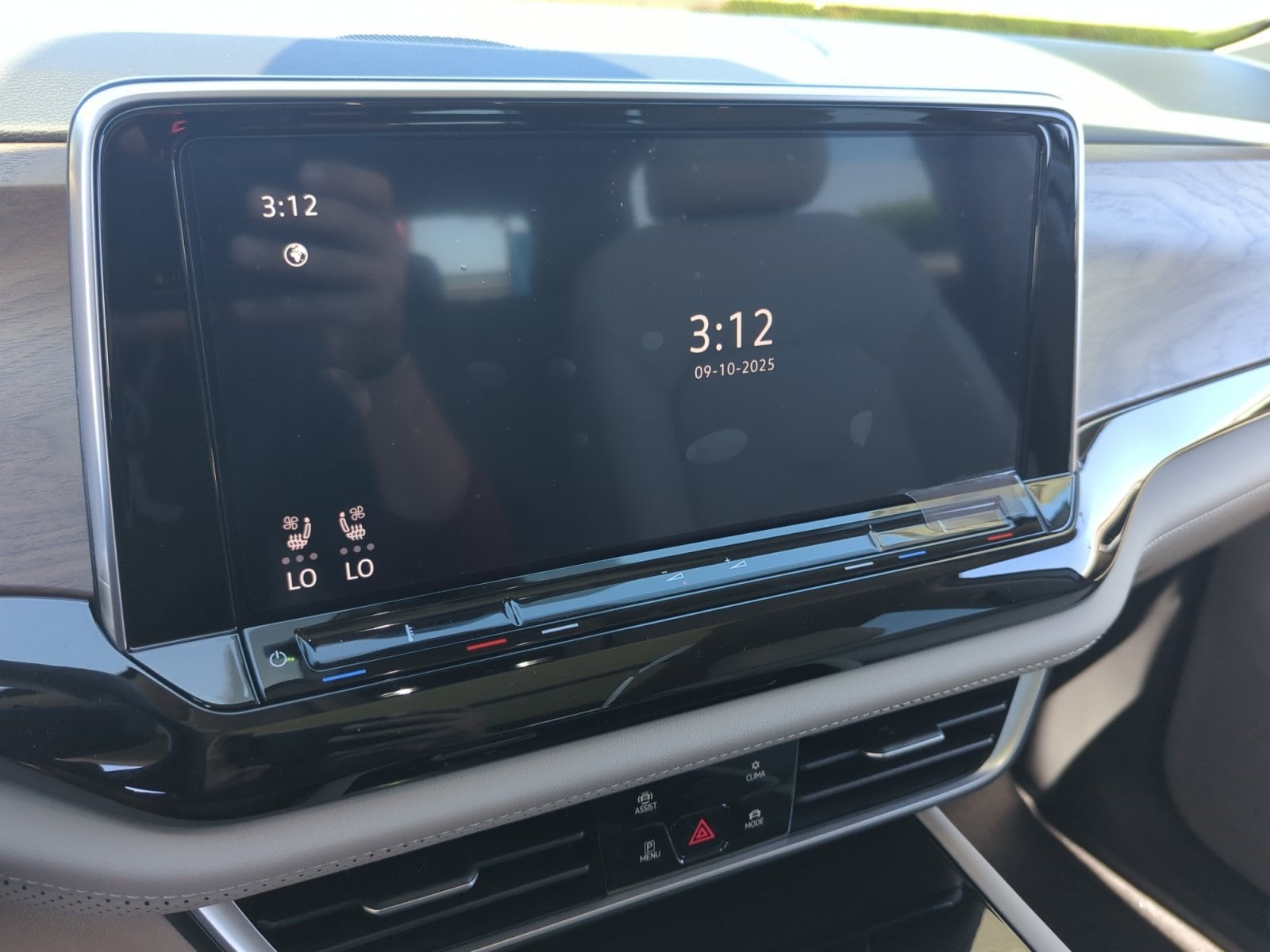 2026 Volkswagen Atlas SE w/Tech - Photo 27