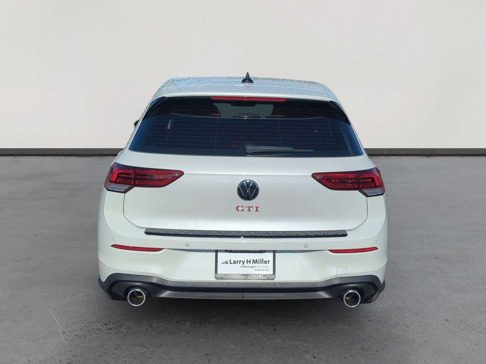 2025 Volkswagen Golf GTI SE photo 4