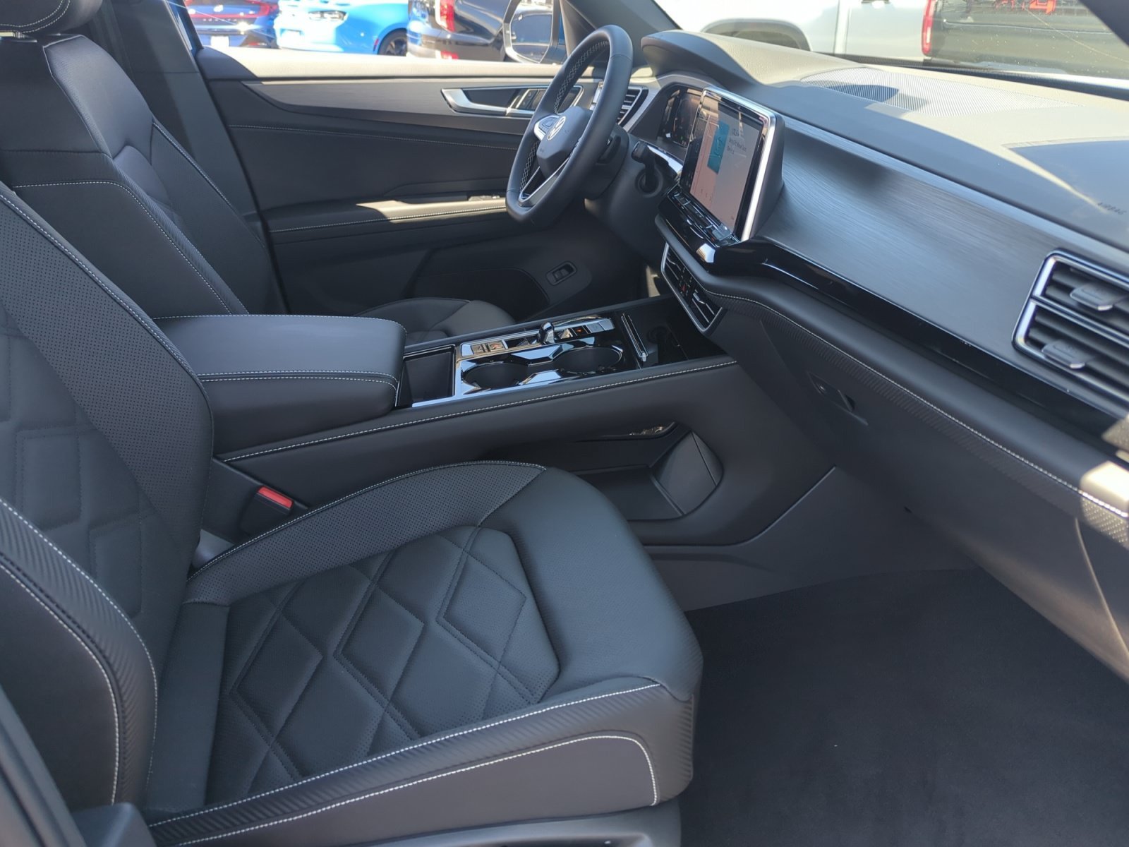 2026 Volkswagen Atlas Cross Sport SE w/Tech - Photo 18