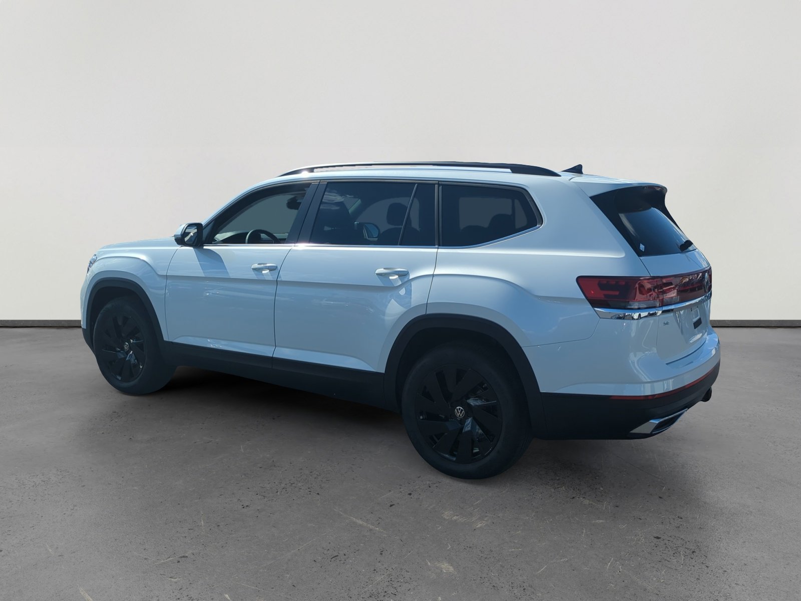 2026 Volkswagen Atlas SE Technology photo 3