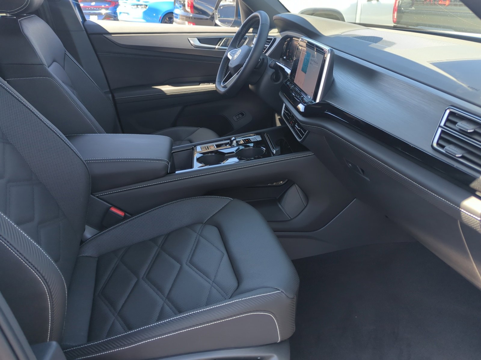 2026 Volkswagen Atlas Cross Sport SE w/Tech - Photo 18