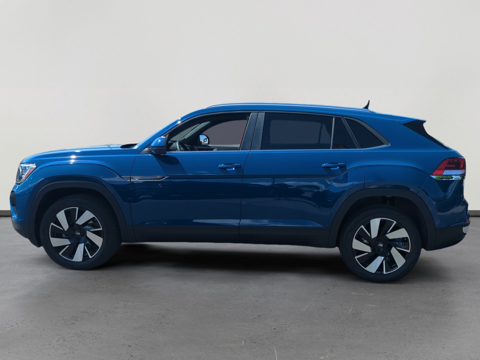 2026 Volkswagen Atlas Cross Sport SE Technology photo 2