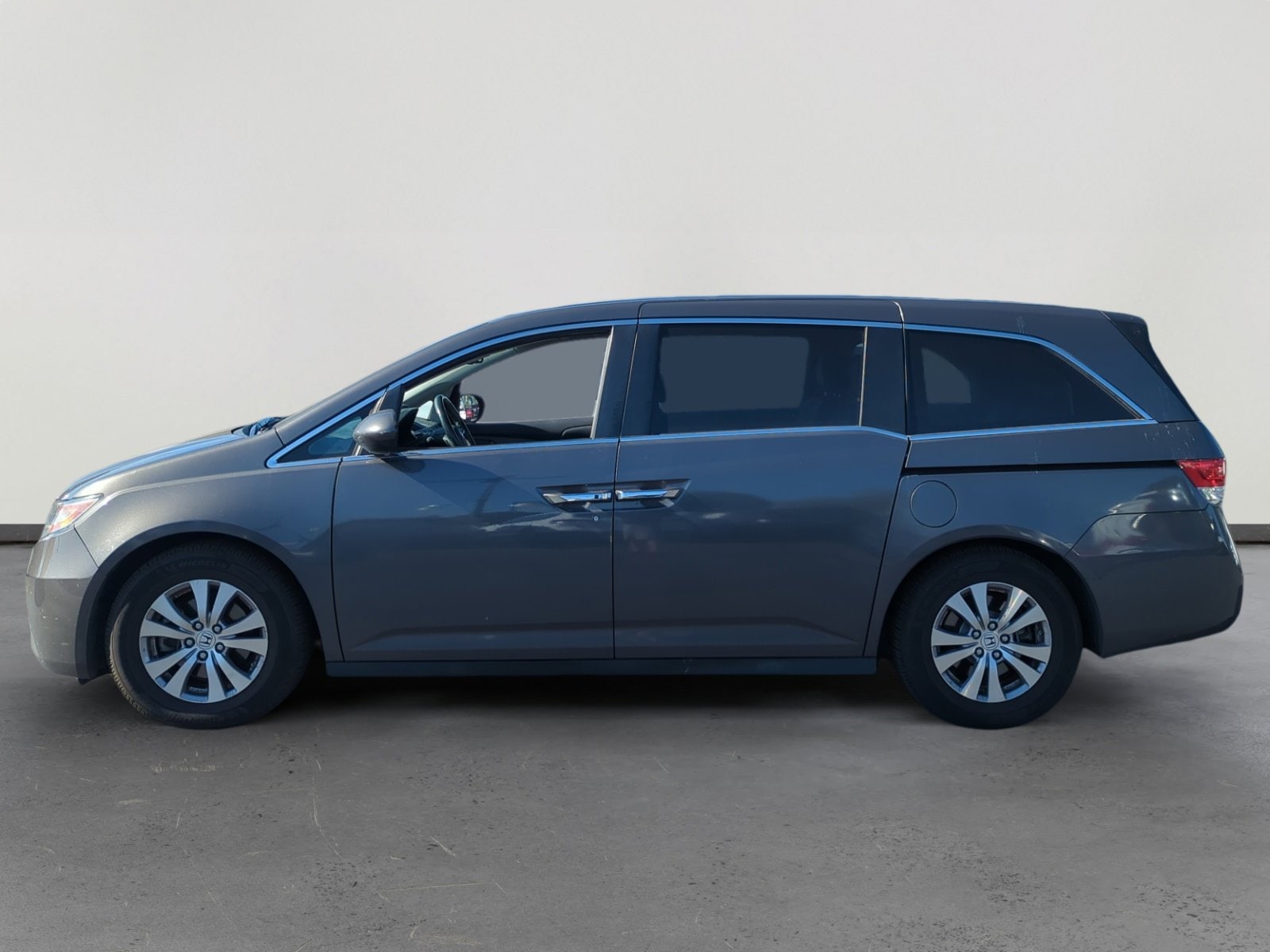 Used 2016 Honda Odyssey EX-L with VIN 5FNRL5H61GB099685 for sale in Avondale, AZ