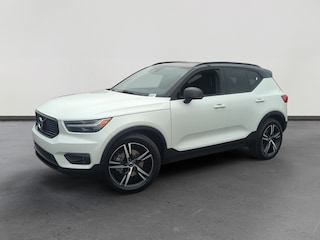 2021 Volvo XC40 R-Design SUV