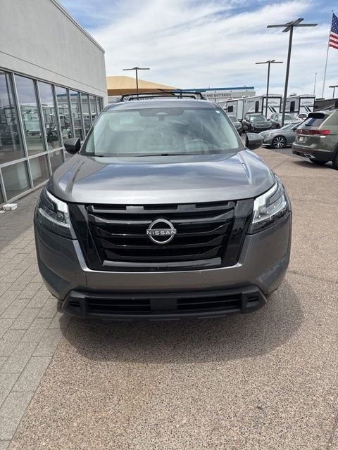2022 Nissan Pathfinder SV 2WD's photo