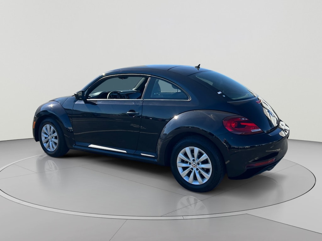 Used 2017 Volkswagen Beetle 1.8T Fleet Edition Hatchback