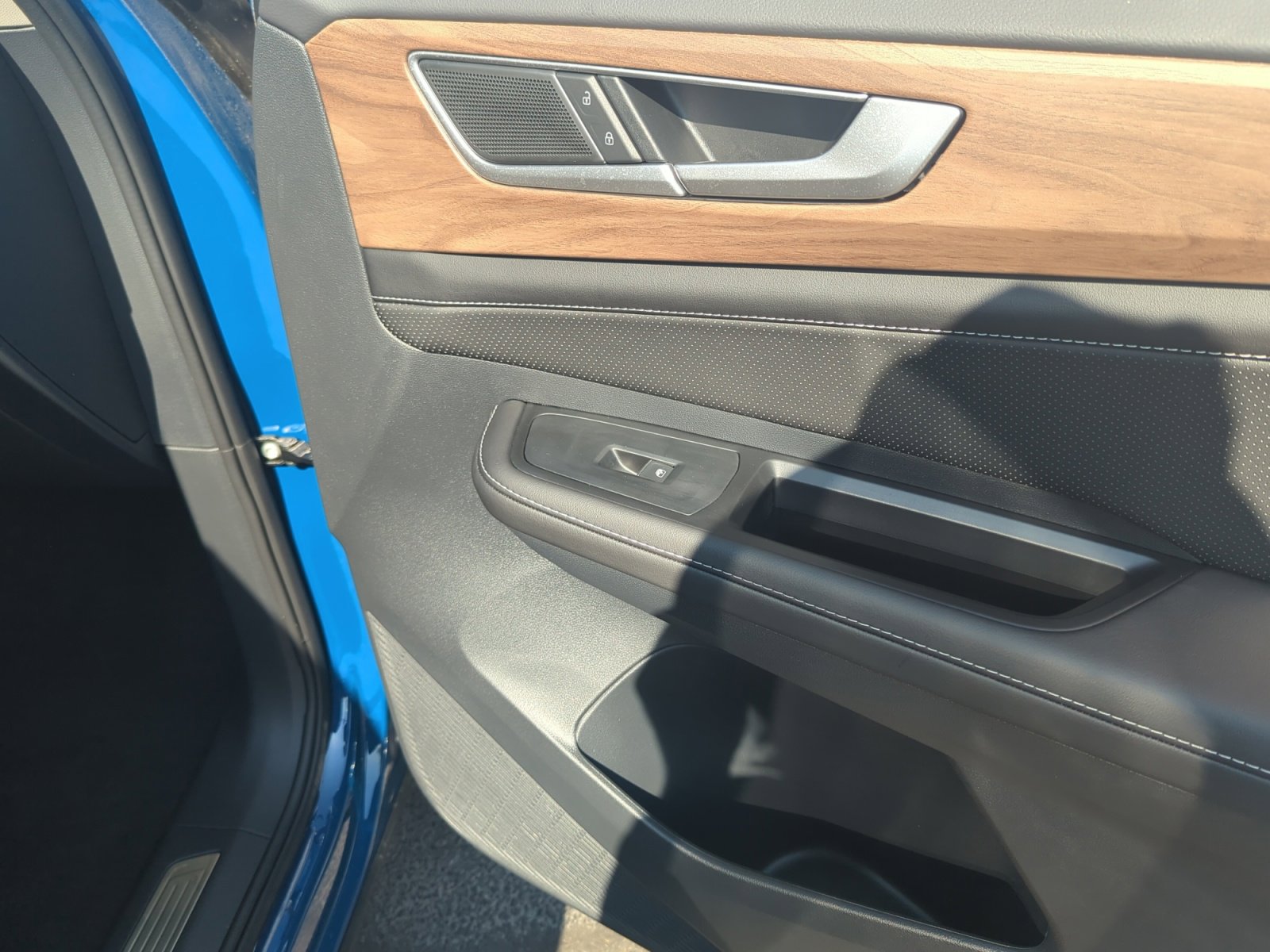 2026 Volkswagen Atlas SE w/Tech - Photo 16