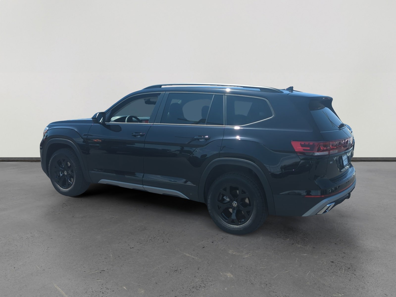 2025 Volkswagen Atlas Peak Edition SE photo 3