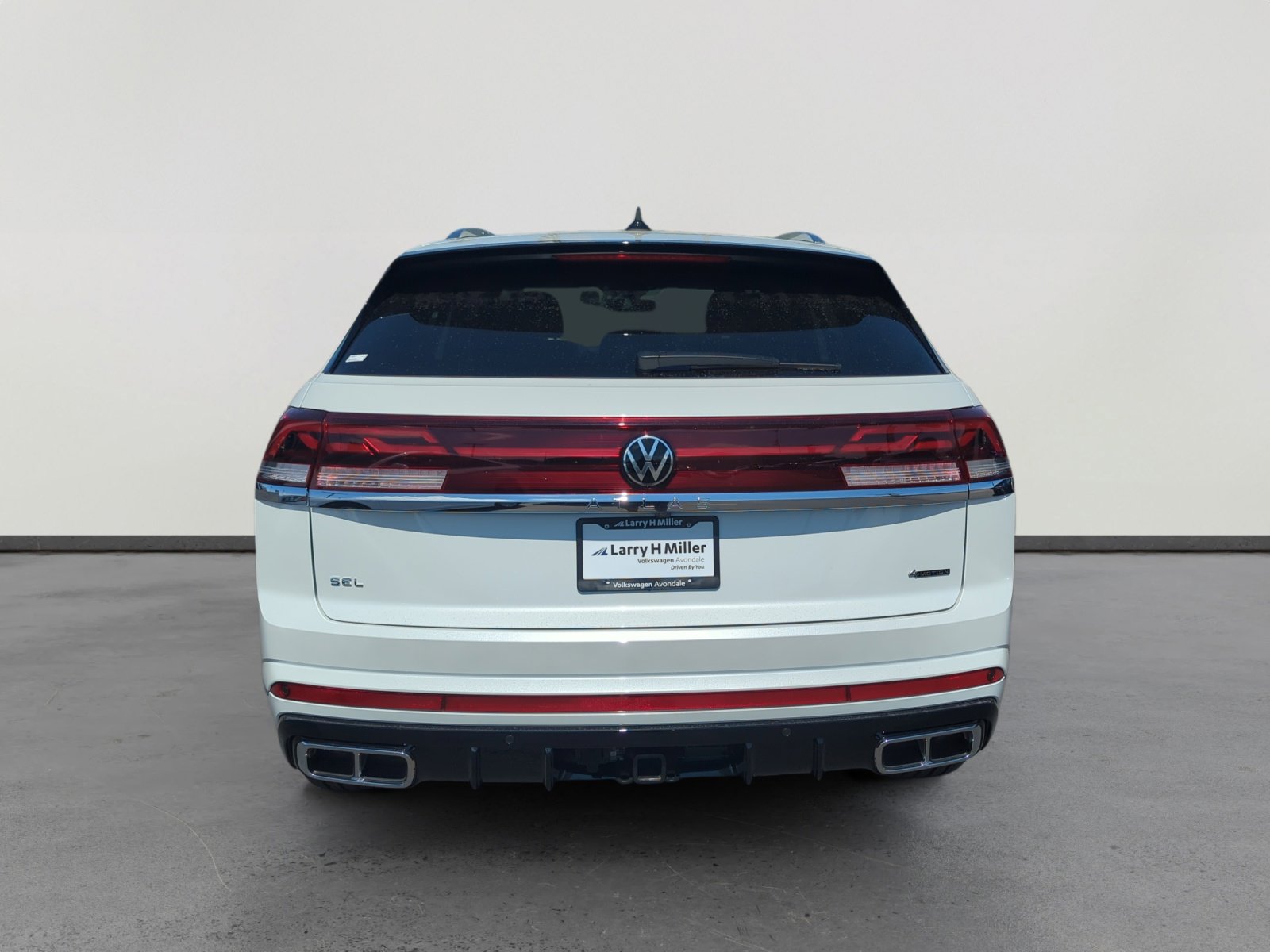 2026 Volkswagen Atlas Cross Sport SEL Premium R-Line photo 4