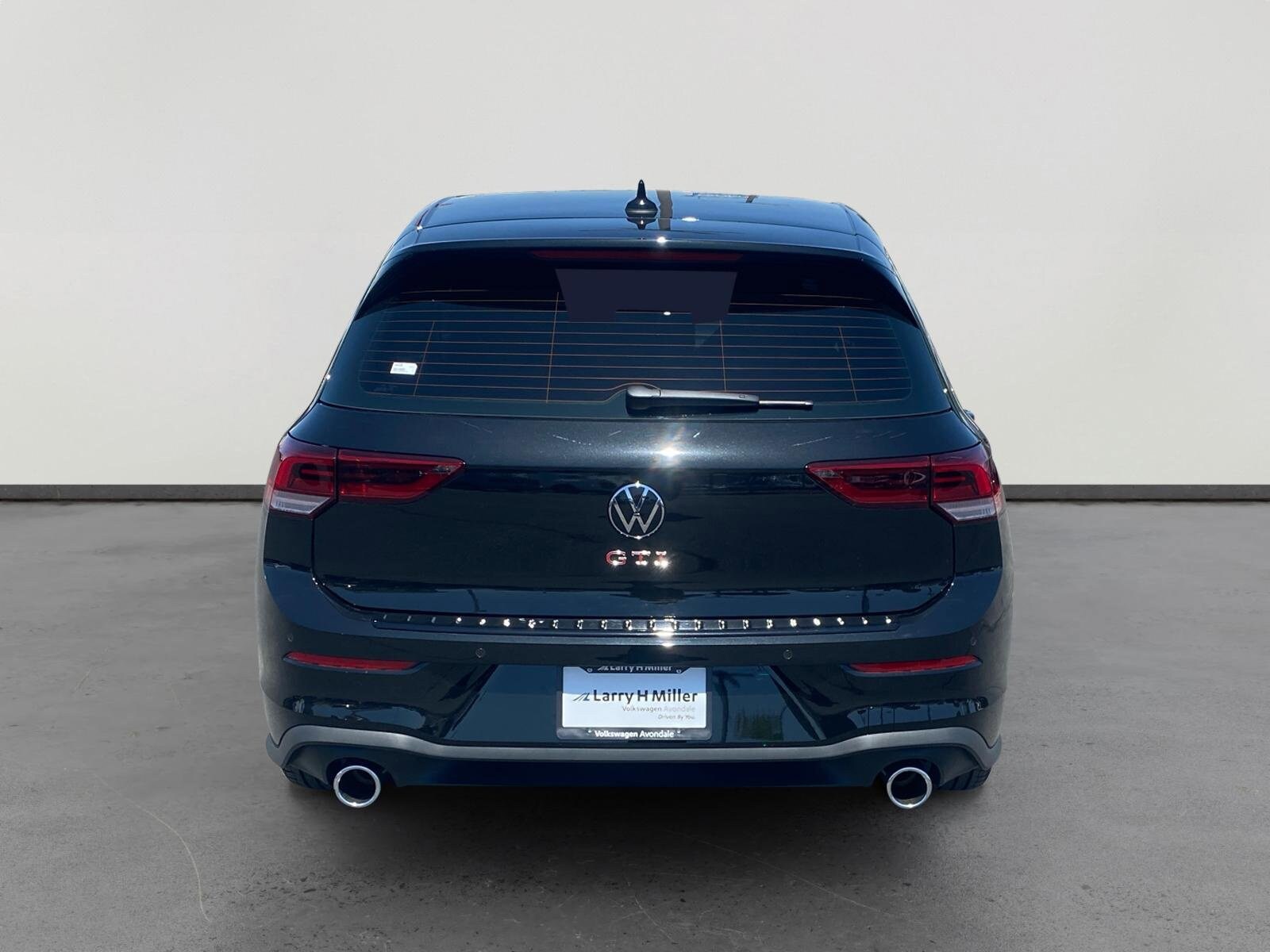 2025 Volkswagen Golf GTI SE photo 4