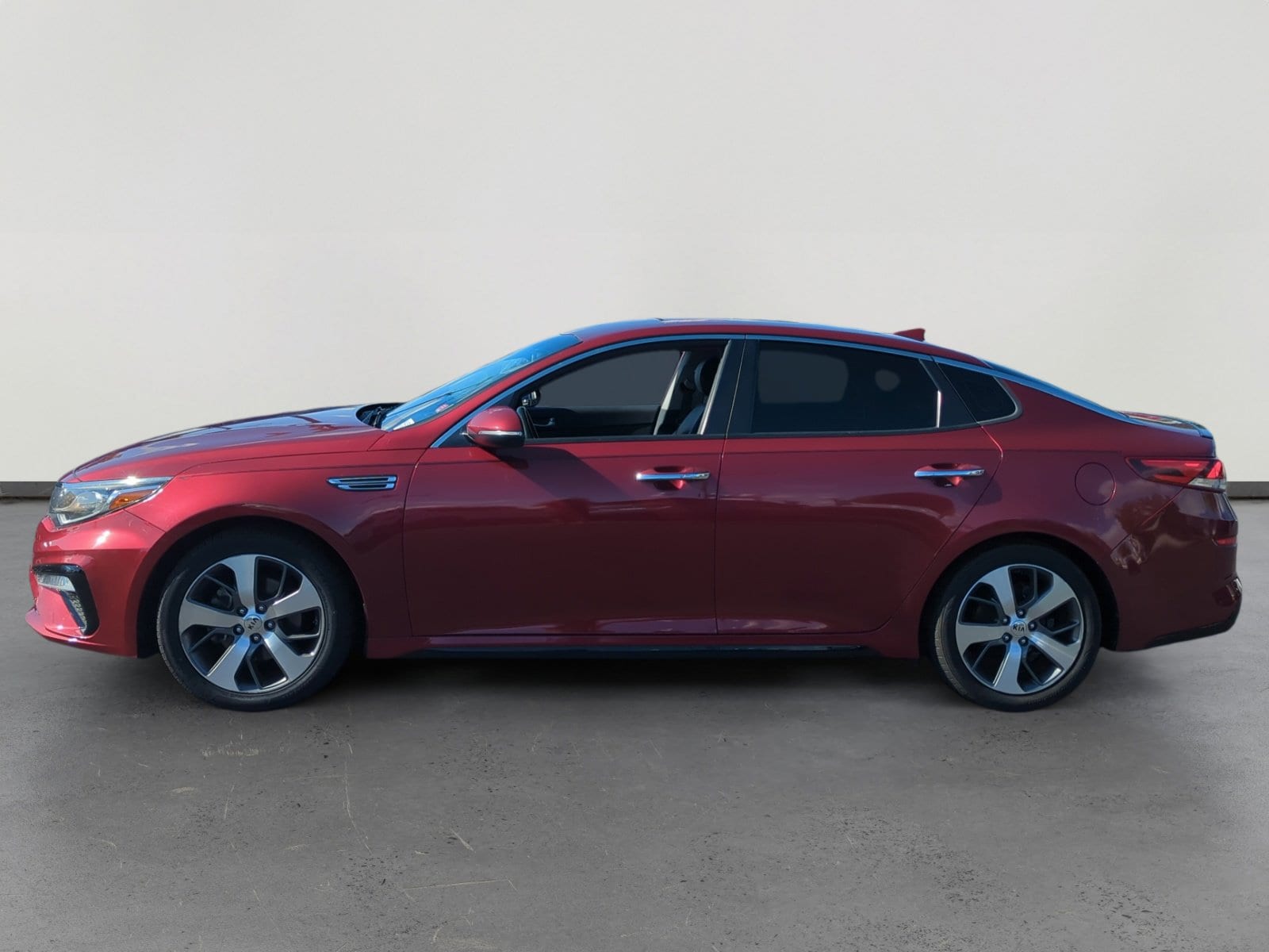 Used 2019 Kia Optima S with VIN 5XXGT4L38KG354241 for sale in Avondale, AZ