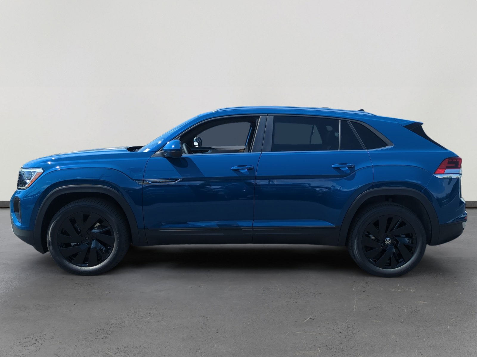 2026 Volkswagen Atlas Cross Sport SE Technology photo 2