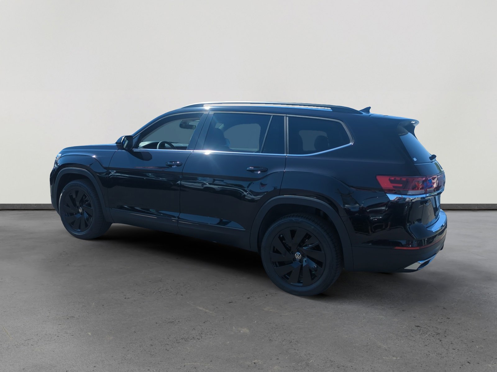 2026 Volkswagen Atlas SE Technology photo 3