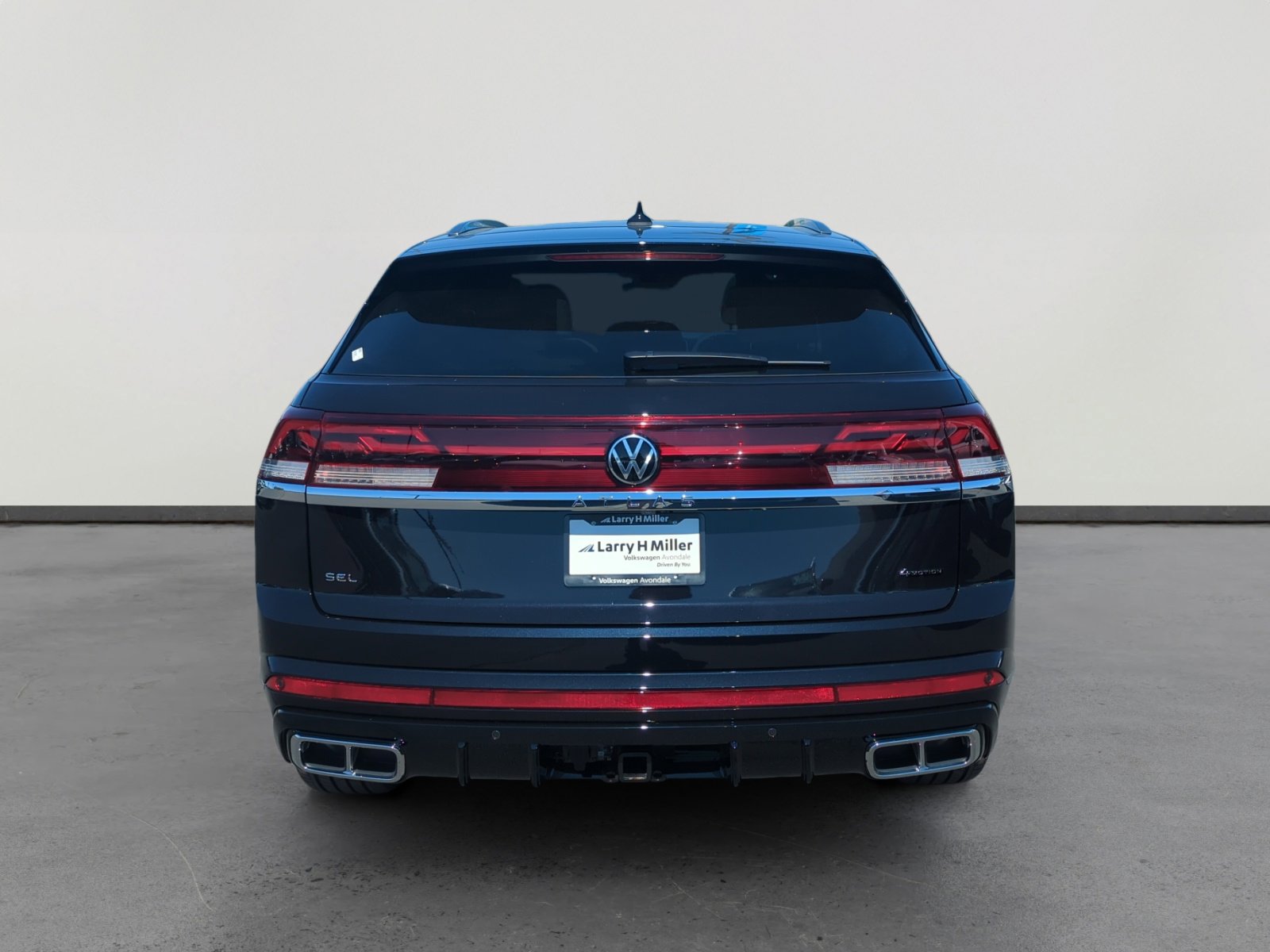 2026 Volkswagen Atlas Cross Sport SEL Premium R-Line photo 4