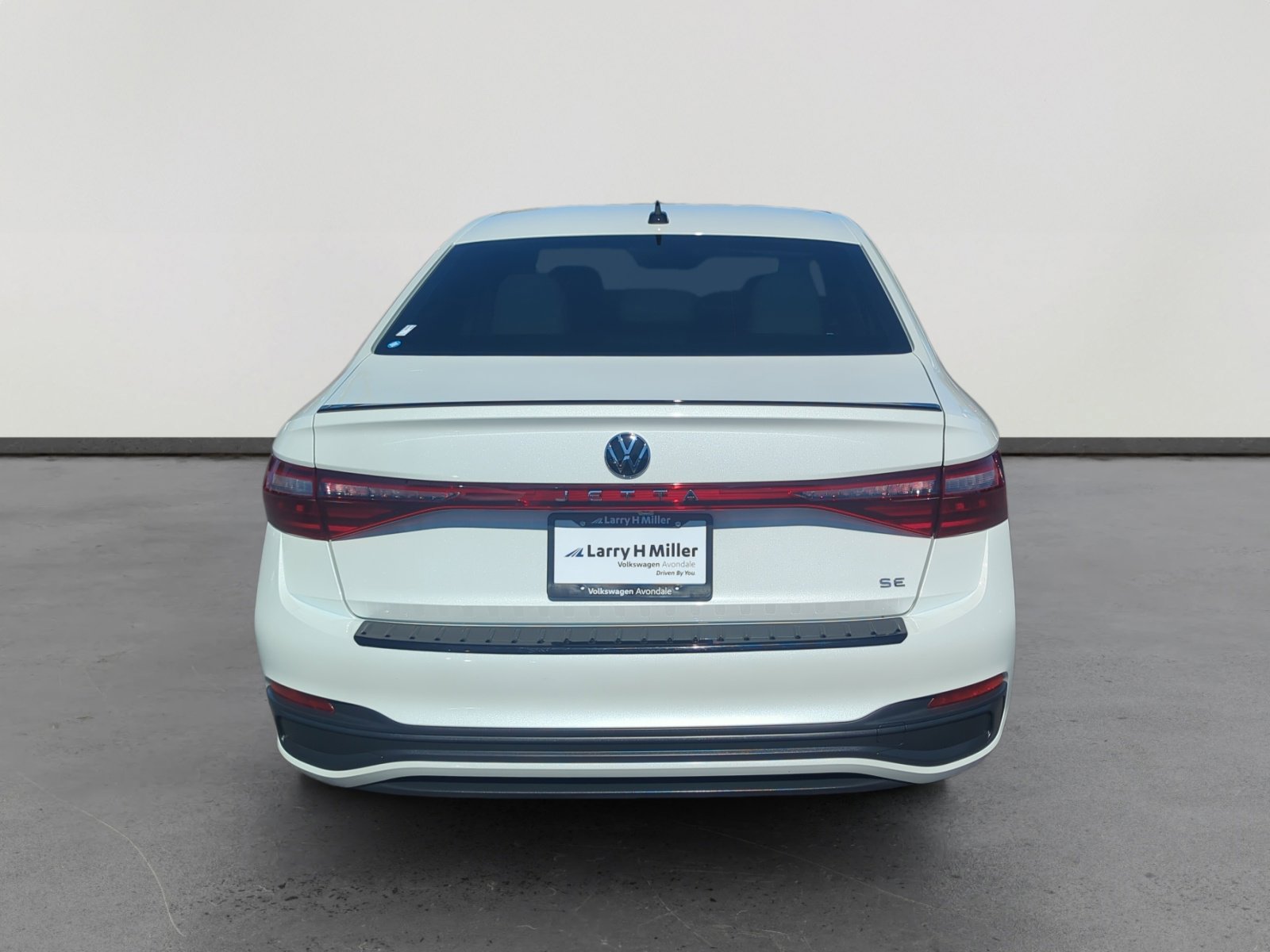 2025 Volkswagen Jetta SE photo 4