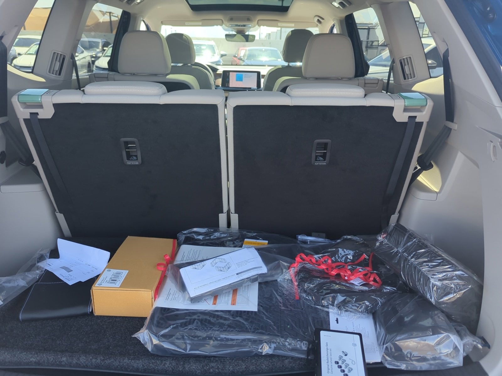 2026 Volkswagen Atlas SE w/Tech - Photo 33