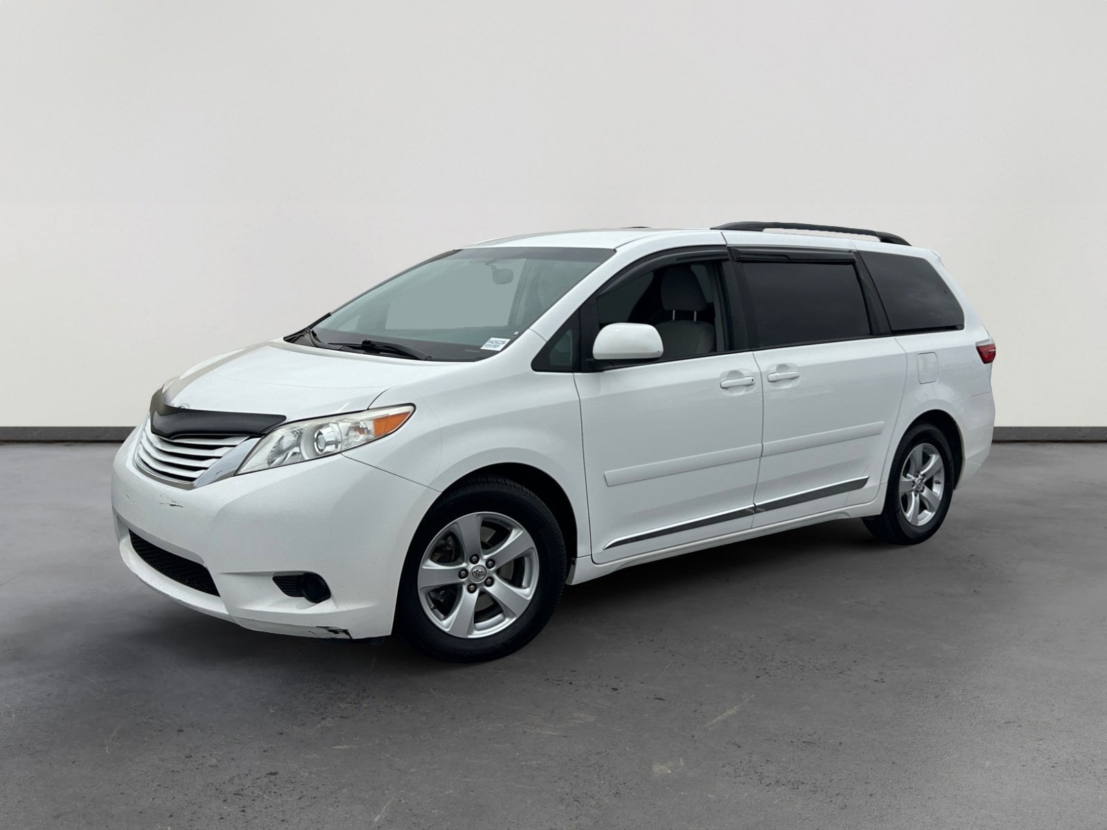 2017 Toyota Sienna LE