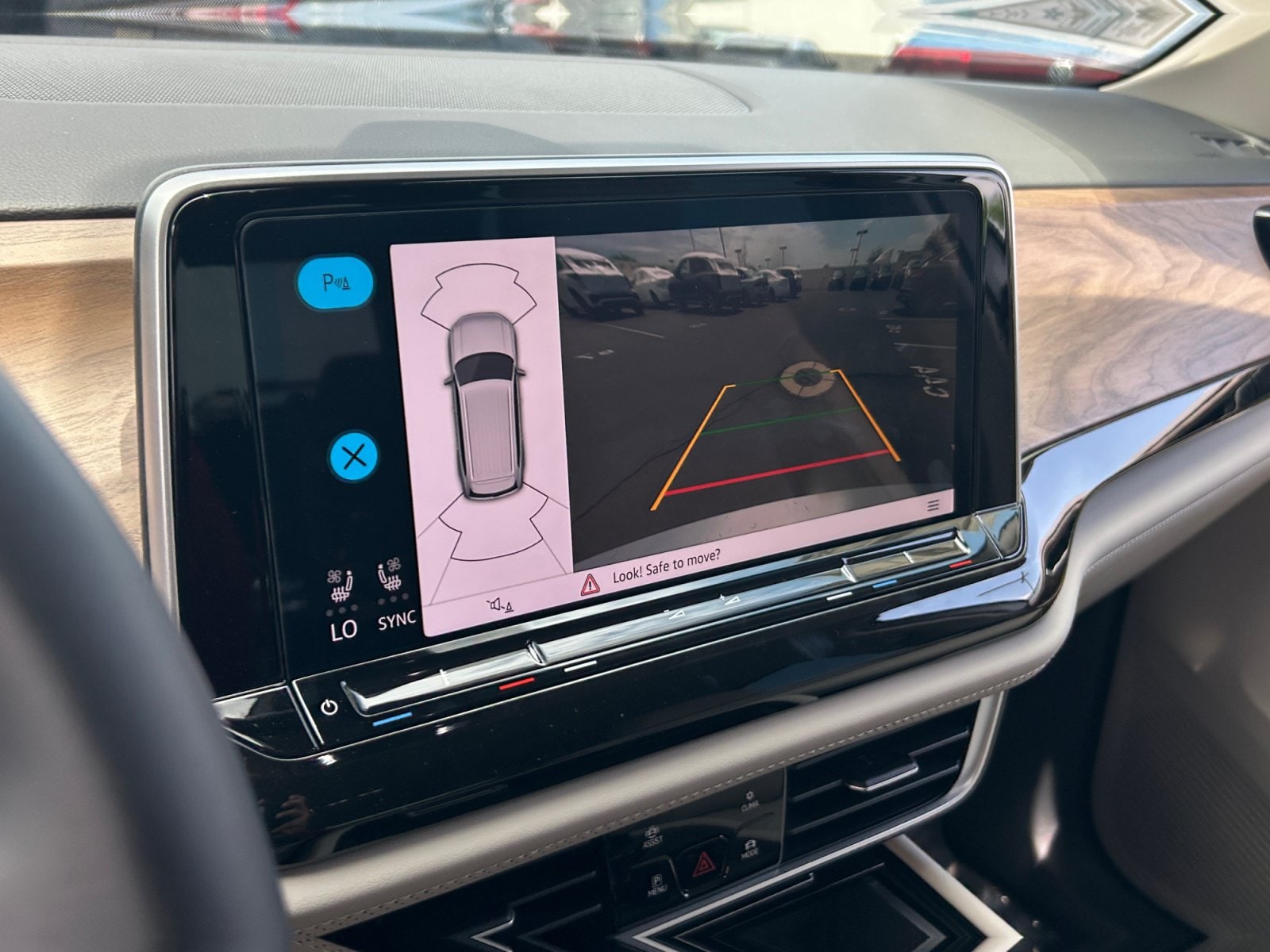 2026 Volkswagen Atlas SE w/Tech - Photo 27