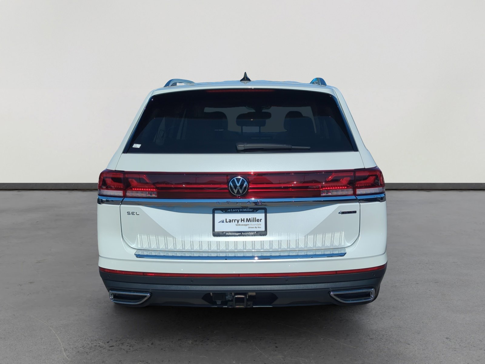 2026 Volkswagen Atlas SEL photo 4