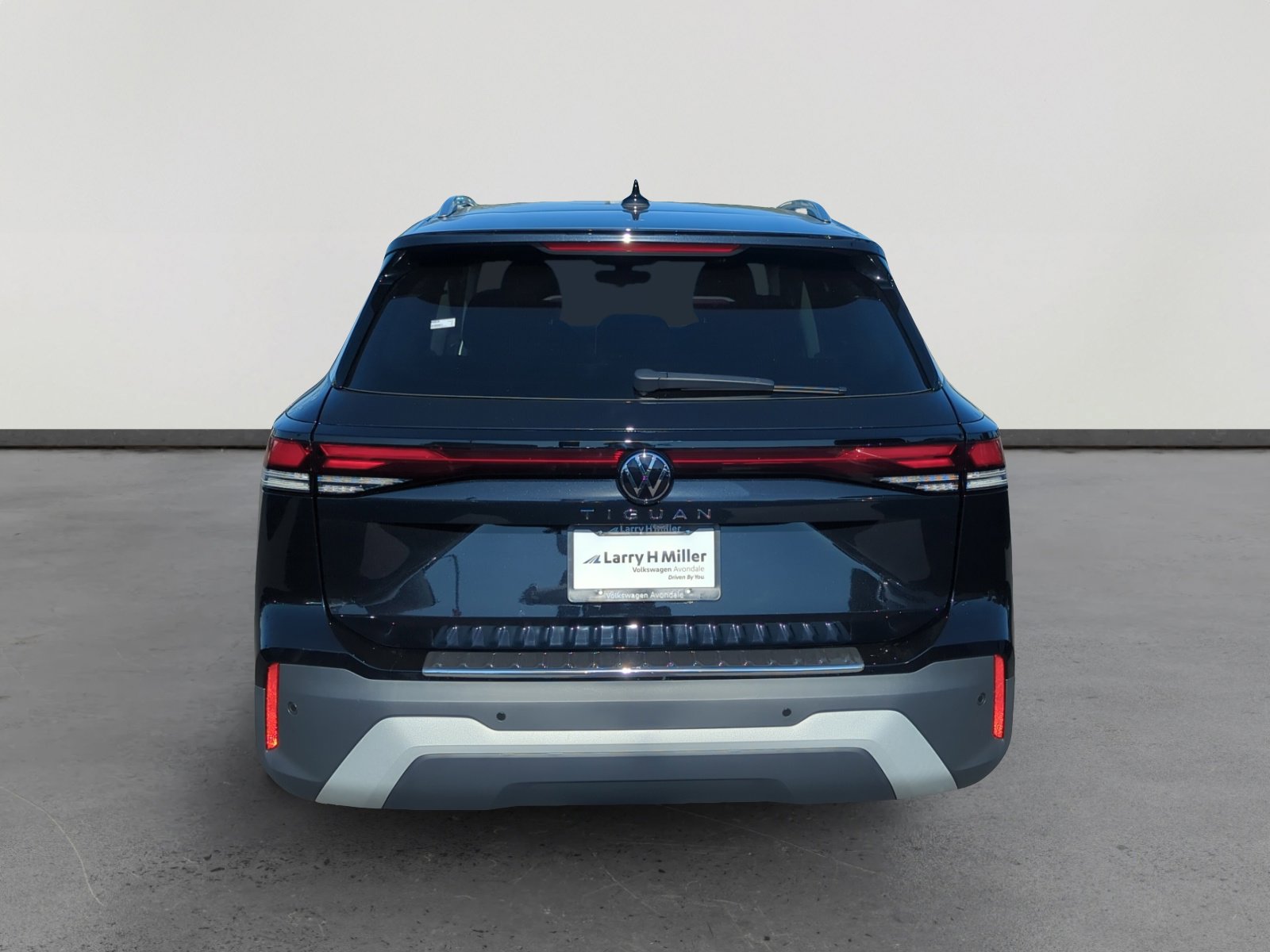 2026 Volkswagen Tiguan S photo 4