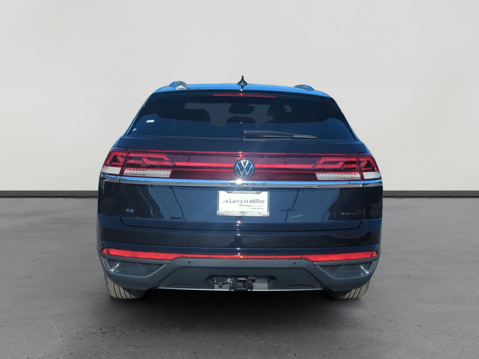 2026 Volkswagen Atlas Cross Sport SE Technology photo 4