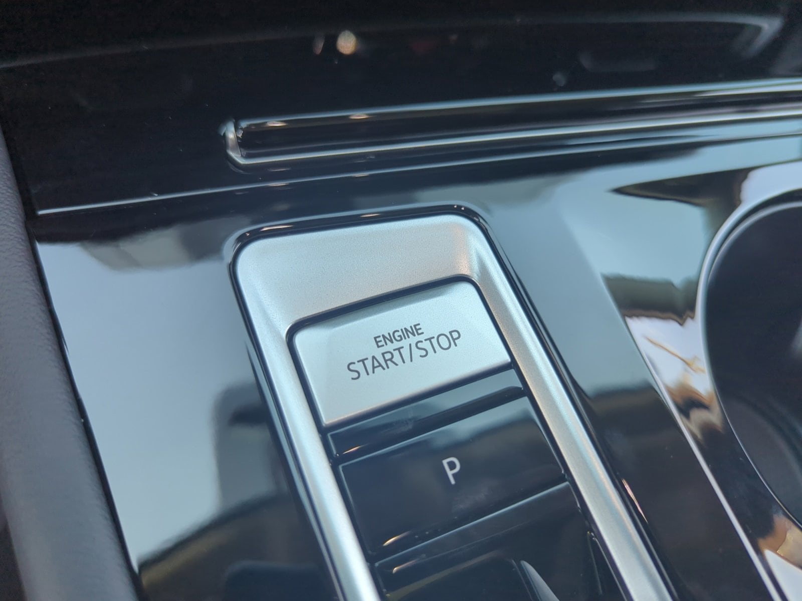 2026 Volkswagen Atlas SE w/Tech - Photo 29