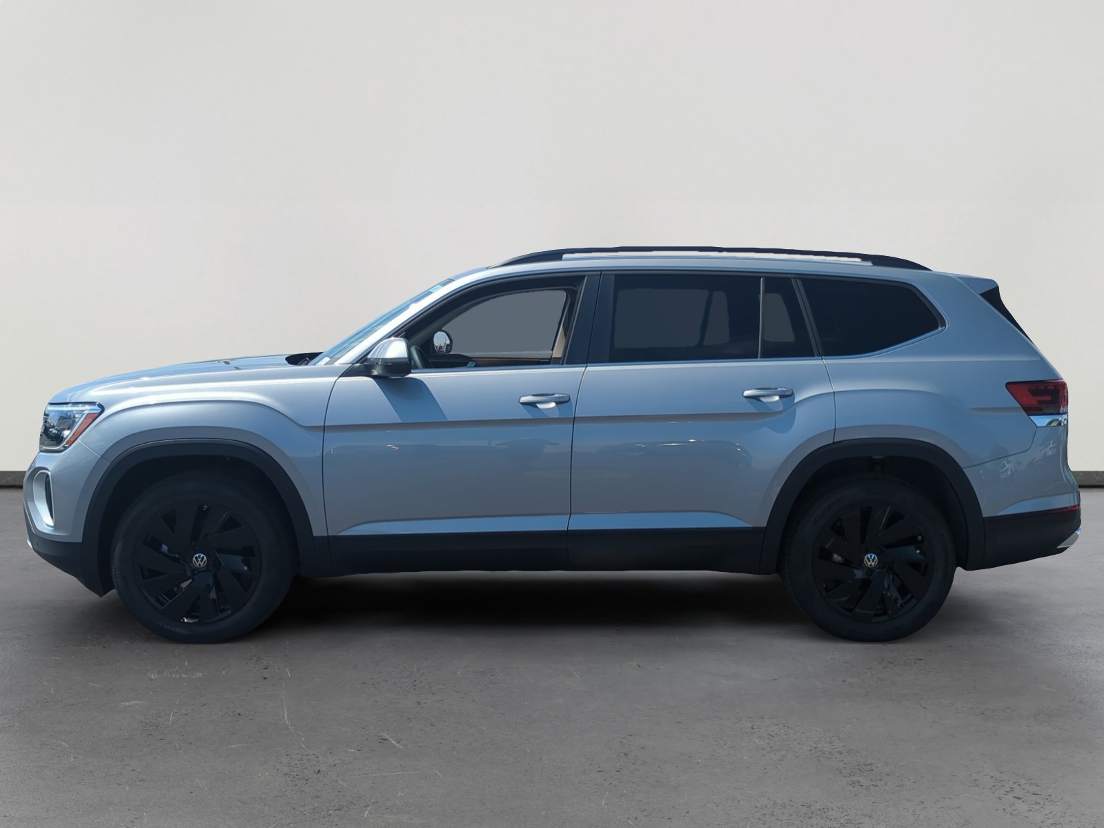 2026 Volkswagen Atlas SE Technology photo 2