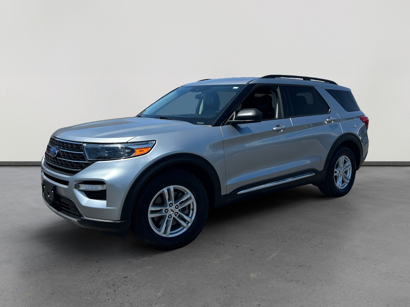2024 Ford Explorer XLT RWD's photo