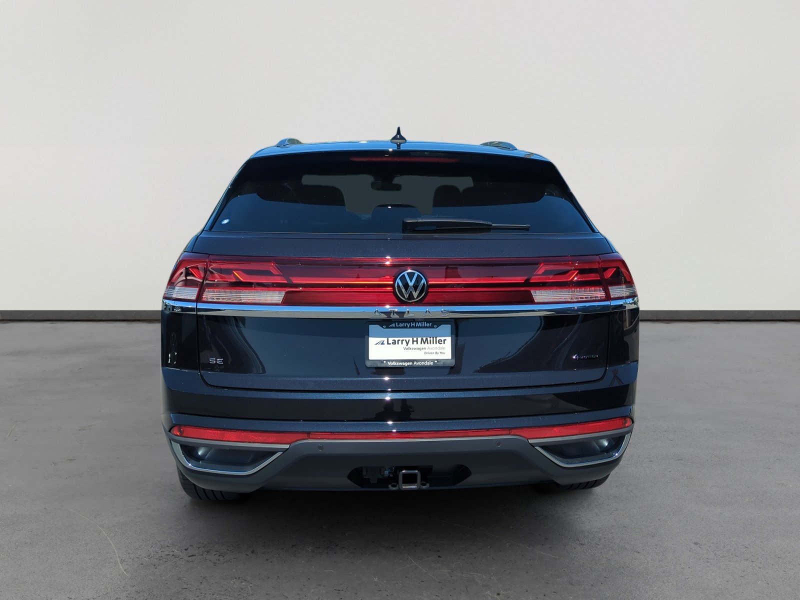 2026 Volkswagen Atlas Cross Sport SE Technology photo 3