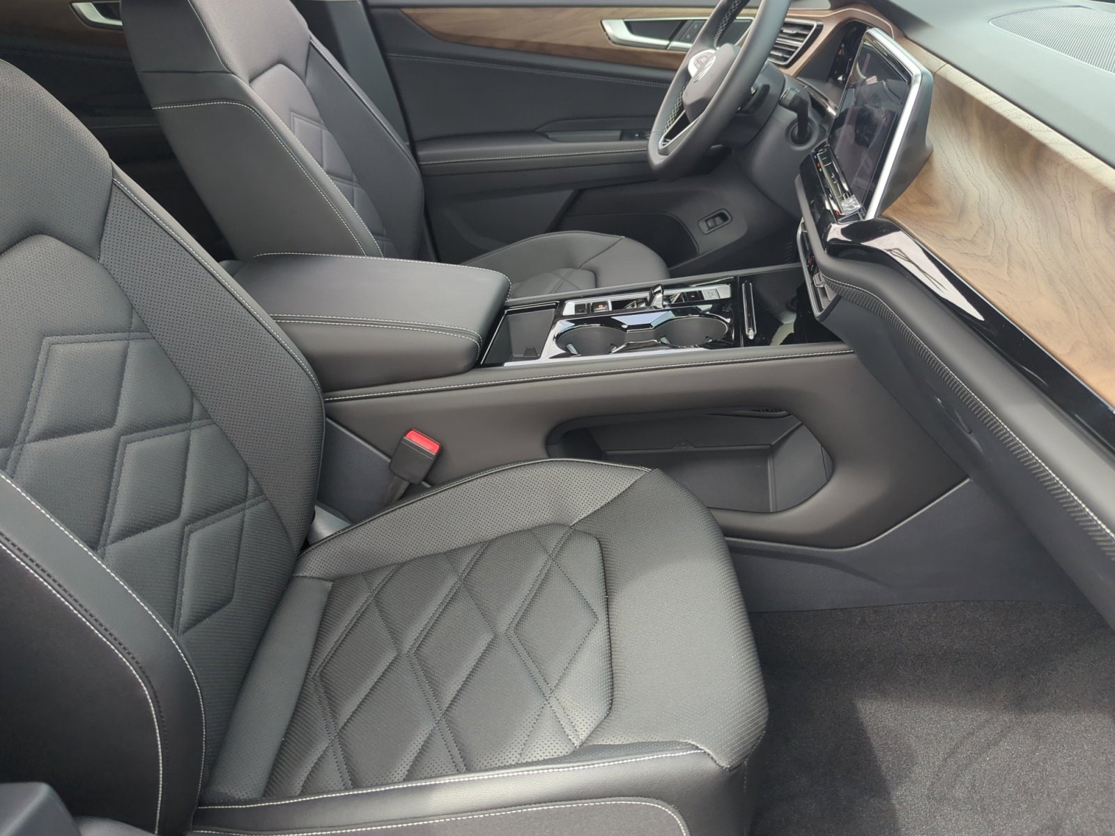 2026 Volkswagen Atlas SE w/Tech - Photo 19