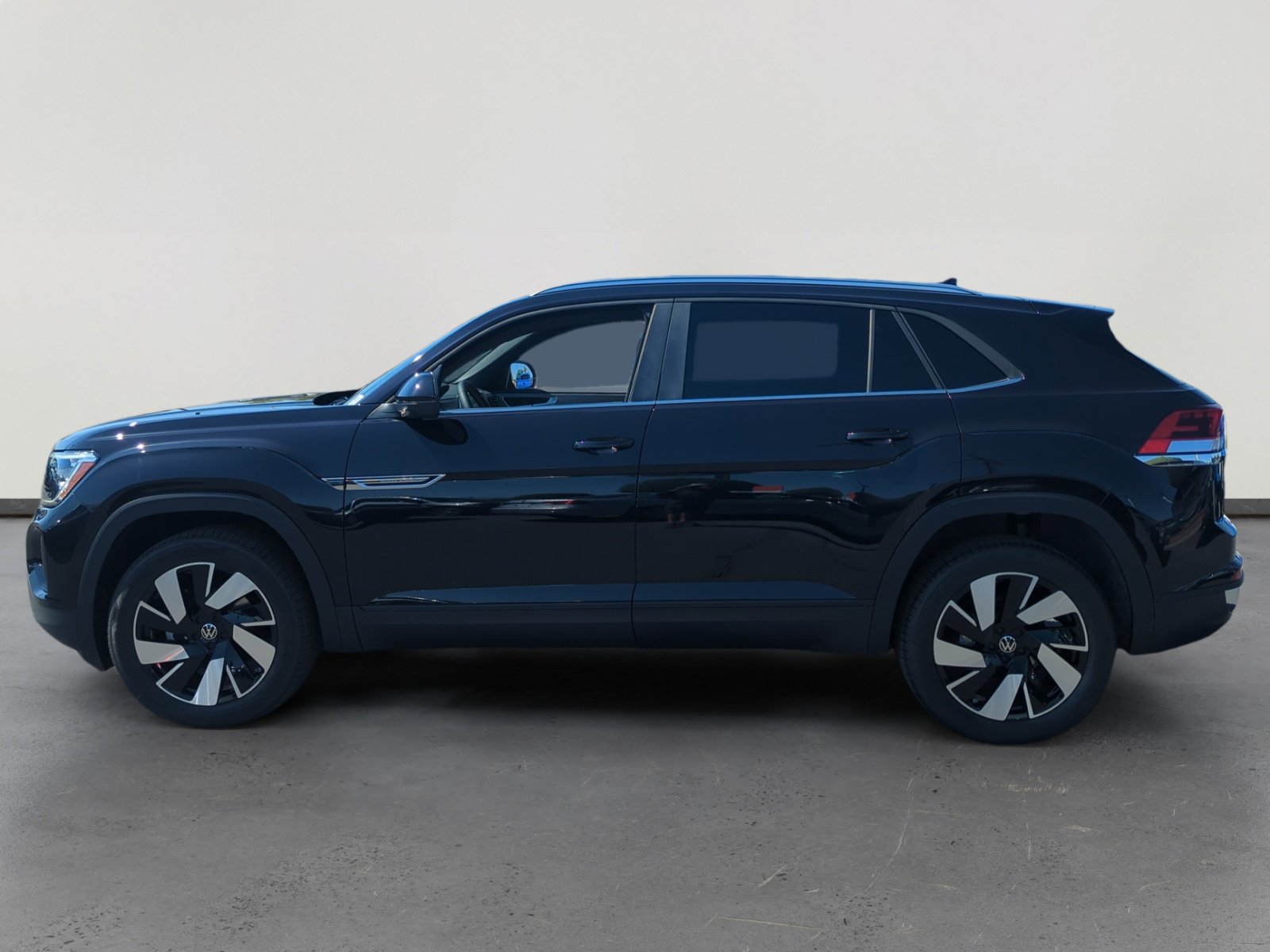 2026 Volkswagen Atlas Cross Sport SE Technology photo 2