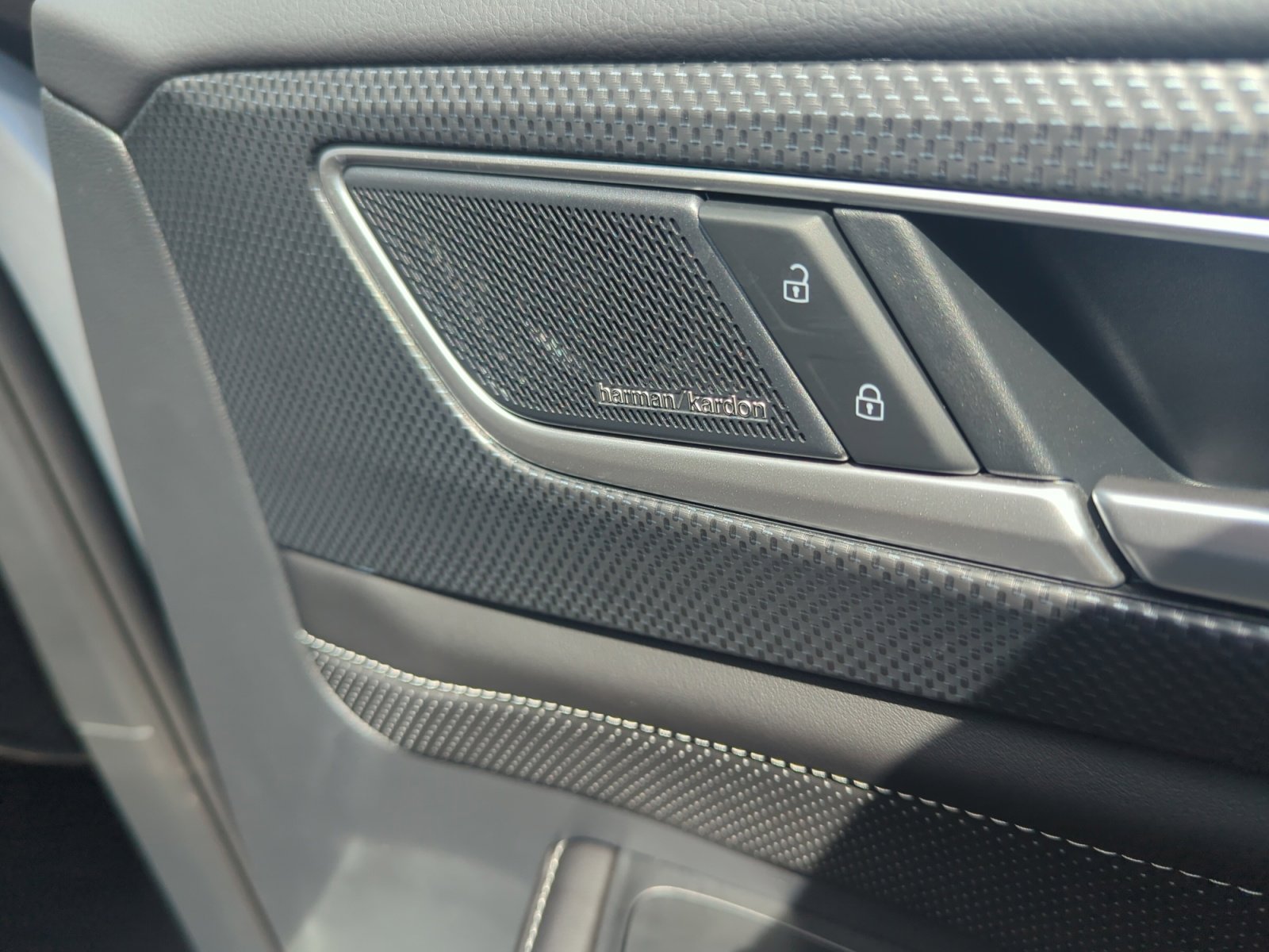 2026 Volkswagen Atlas Cross Sport SEL Premium R-LINE - Photo 26