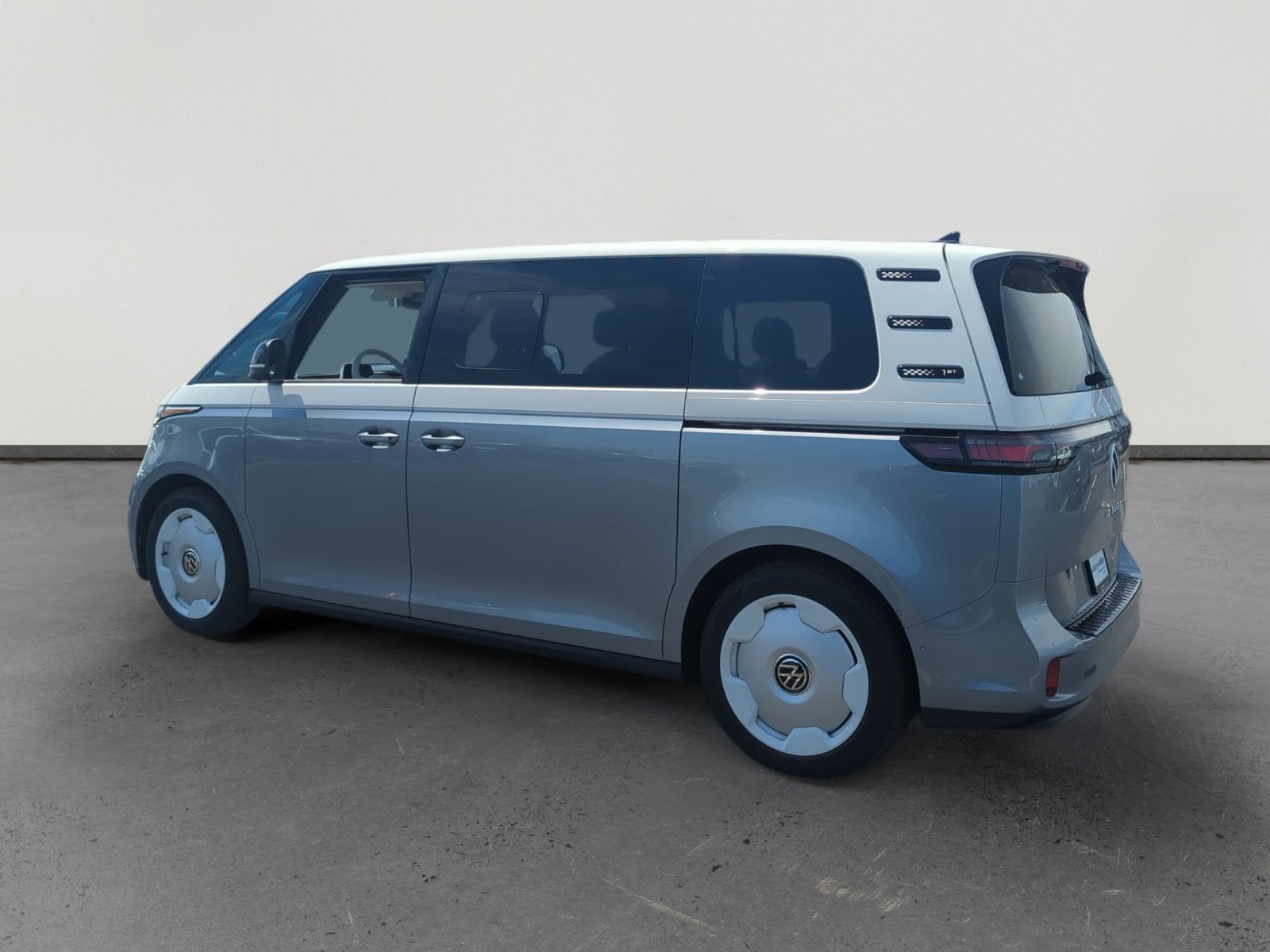 2025 Volkswagen ID. Buzz photo 3
