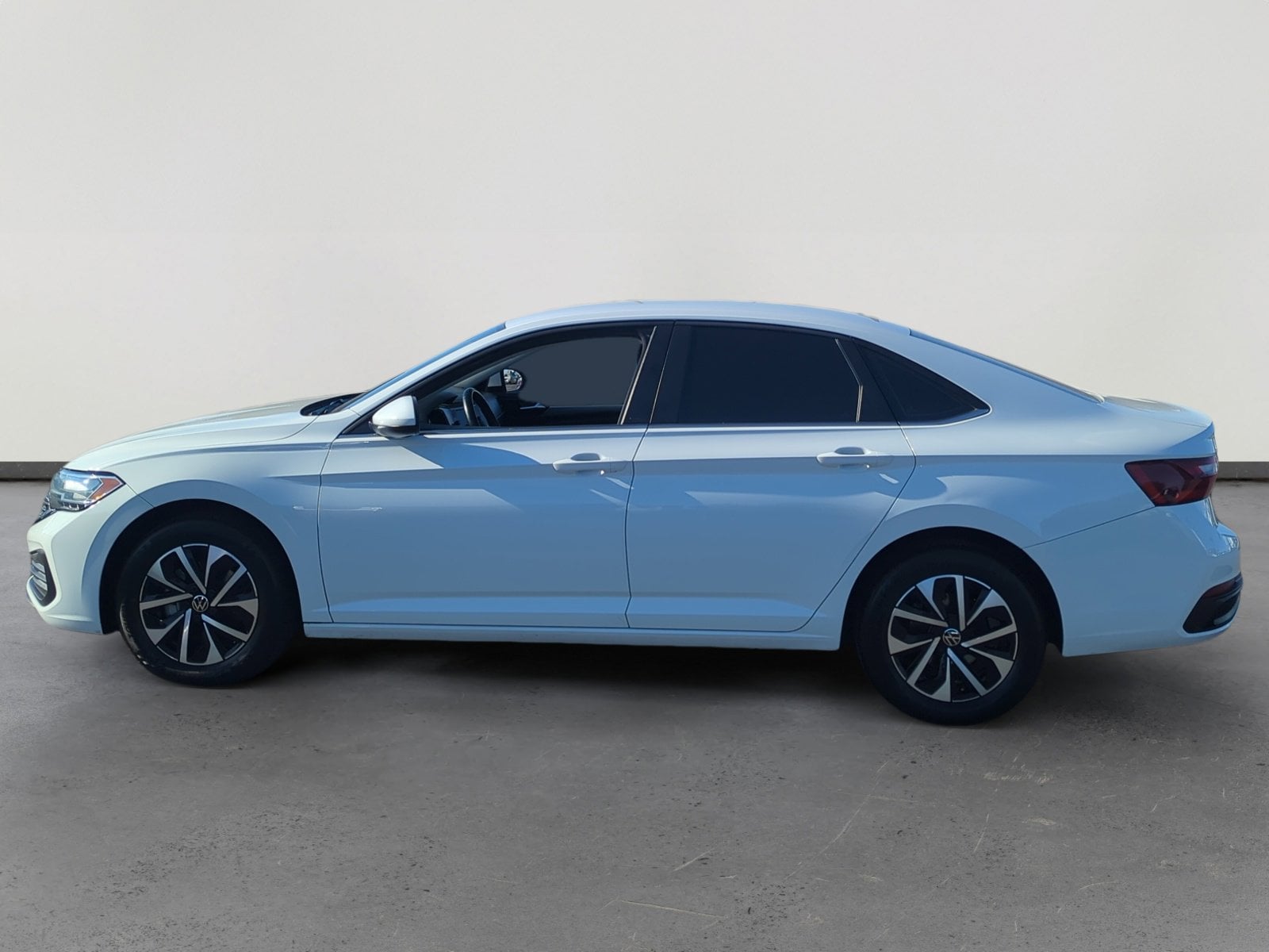 Used 2024 Volkswagen Jetta S with VIN 3VW5M7BU3RM008880 for sale in Avondale, AZ
