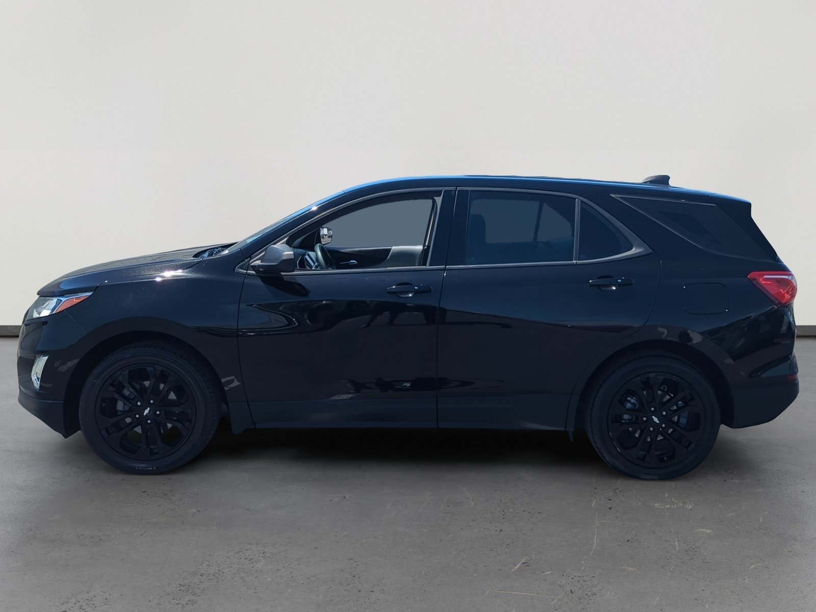 Used 2019 Chevrolet Equinox LS with VIN 3GNAXHEV4KL344527 for sale in Avondale, AZ