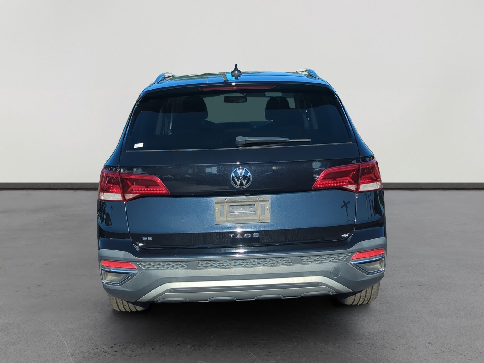 2022 Volkswagen Taos SE photo 4