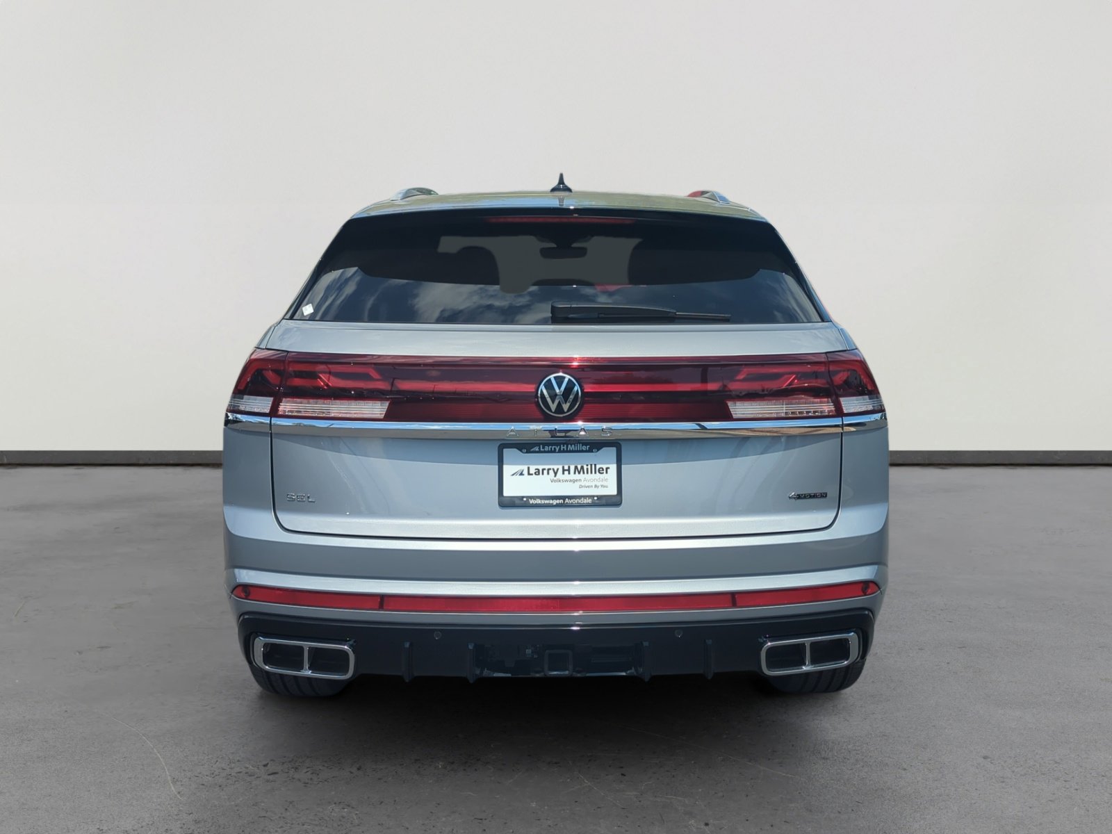 2026 Volkswagen Atlas Cross Sport SEL Premium R-Line photo 4