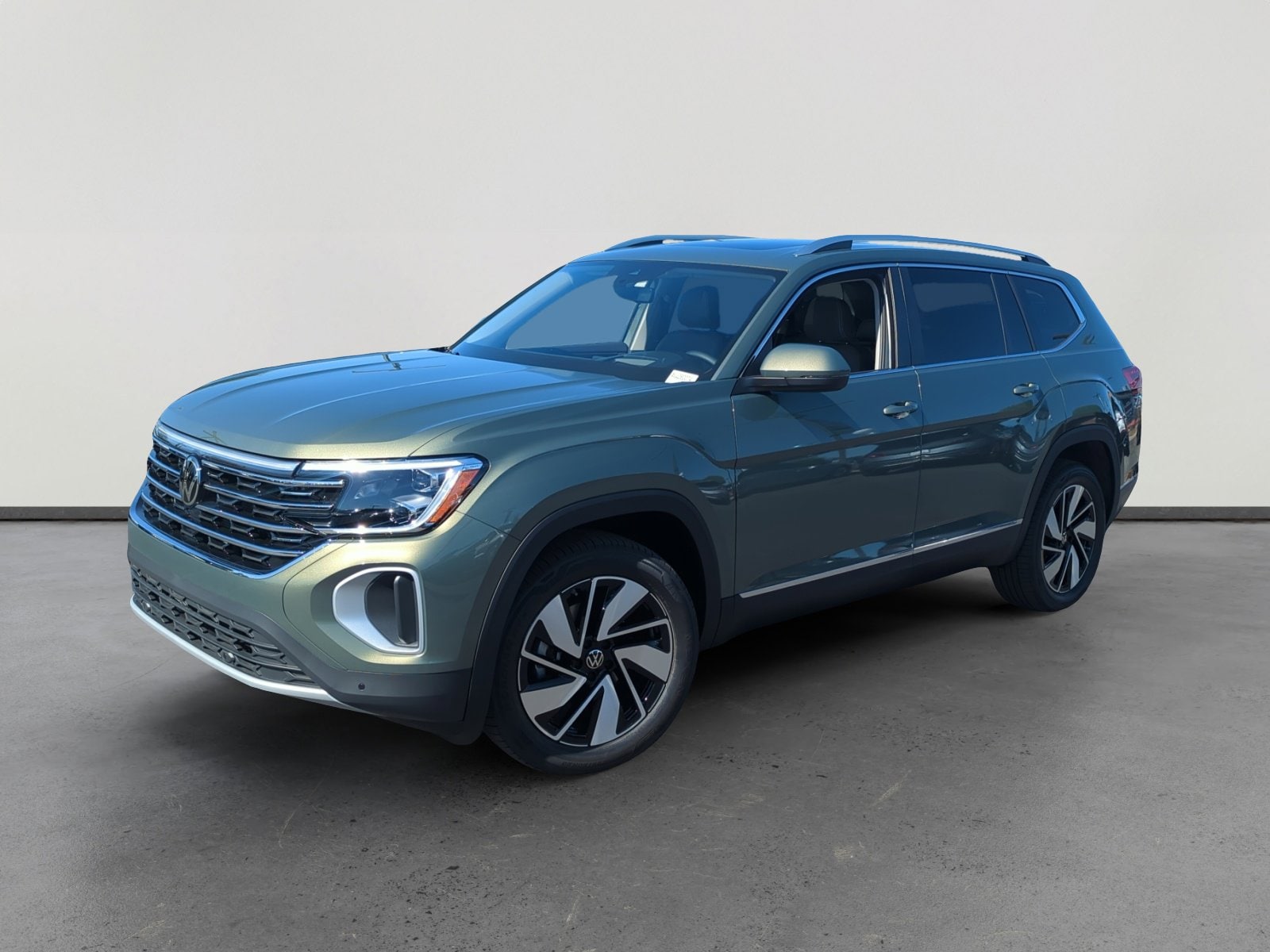 2026 Volkswagen Atlas SEL's photo