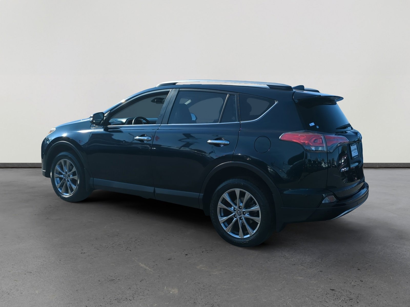 2018 Toyota RAV4 Limited photo 3