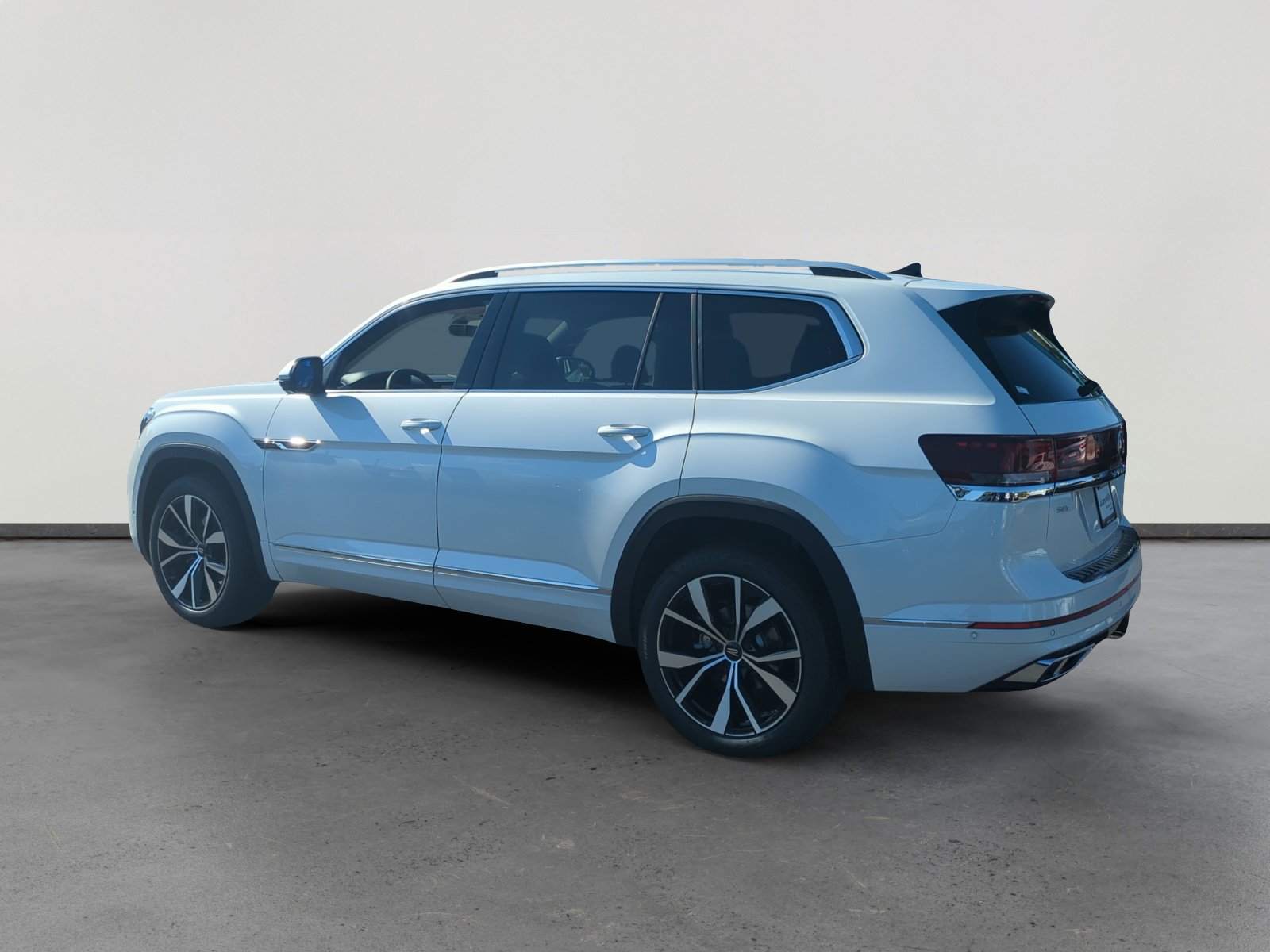 2026 Volkswagen Atlas SEL Premium R-Line photo 3