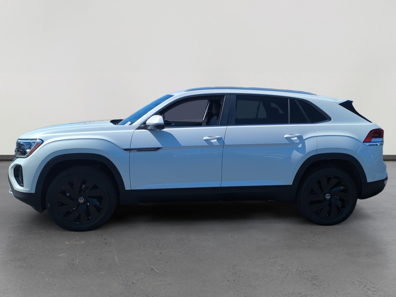 2026 Volkswagen Atlas Cross Sport SE Technology photo 2