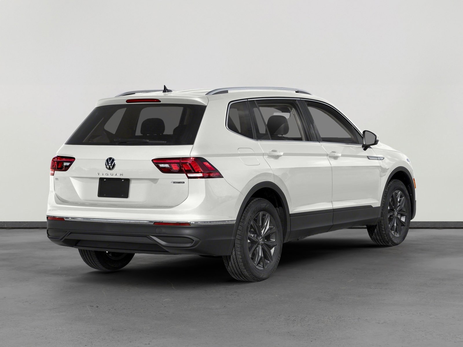 2023 Volkswagen Tiguan SE photo 2