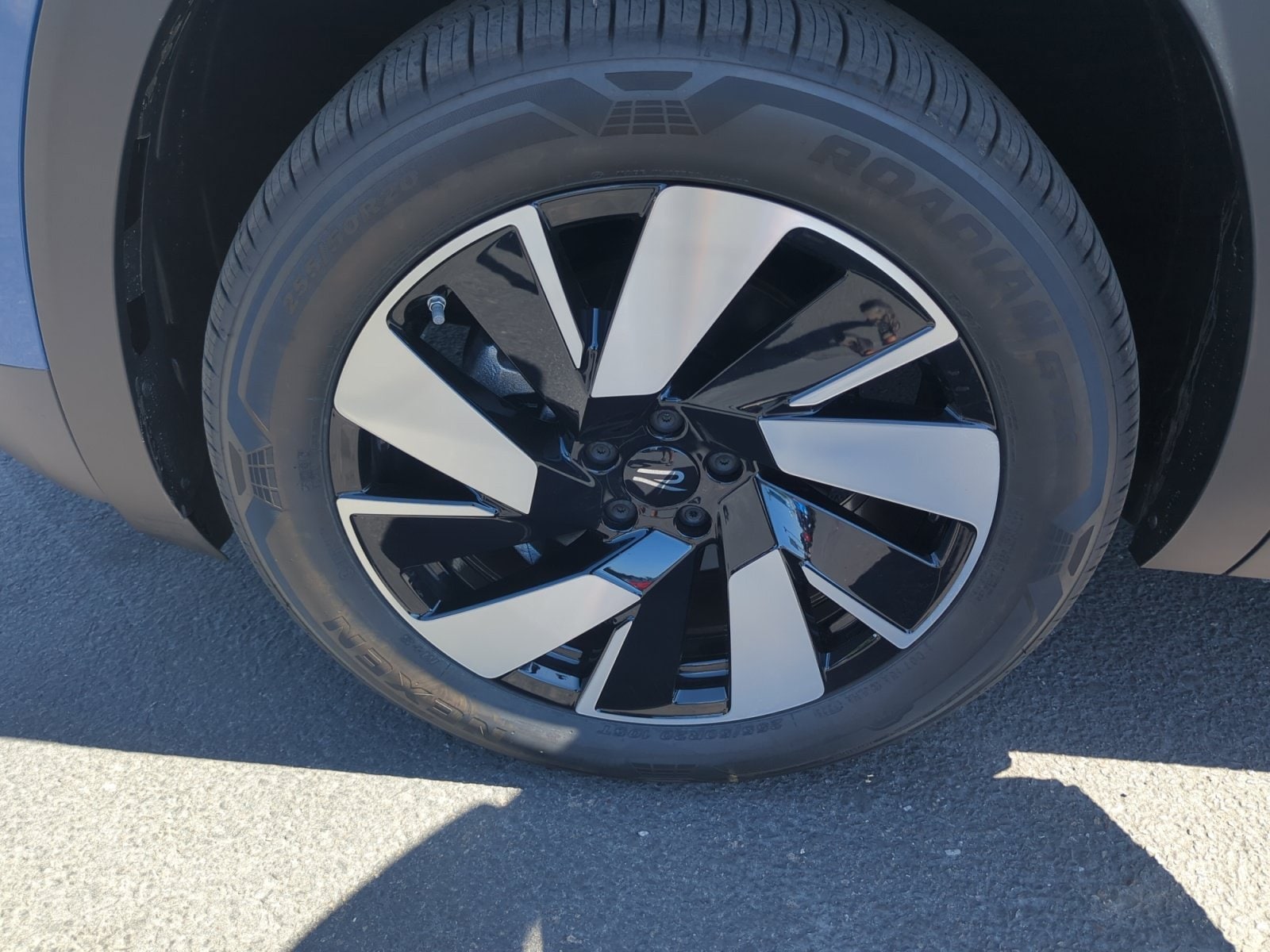 2026 Volkswagen Atlas Cross Sport SE w/Tech - Photo 25