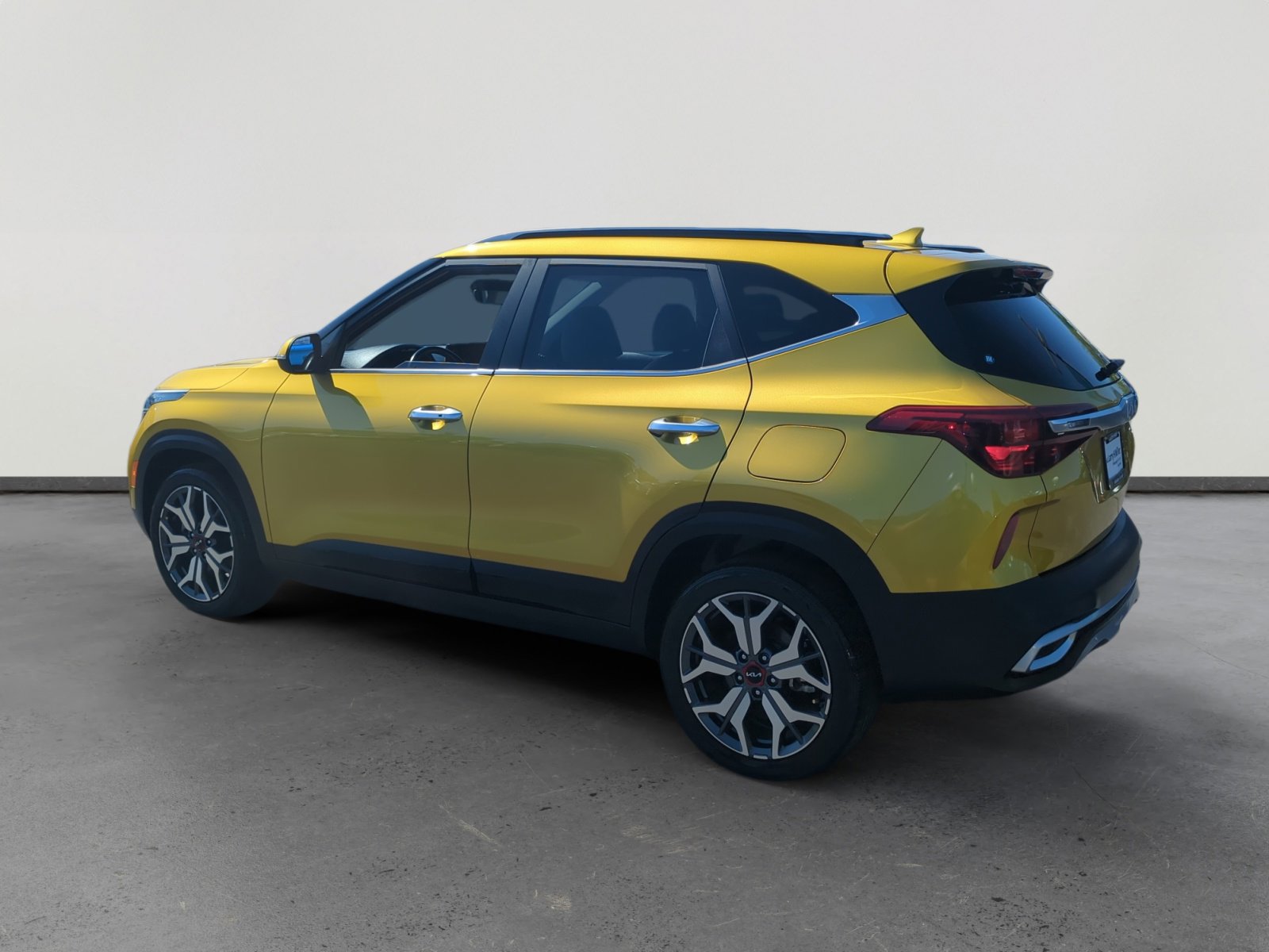 2022 Kia Seltos SX photo 3