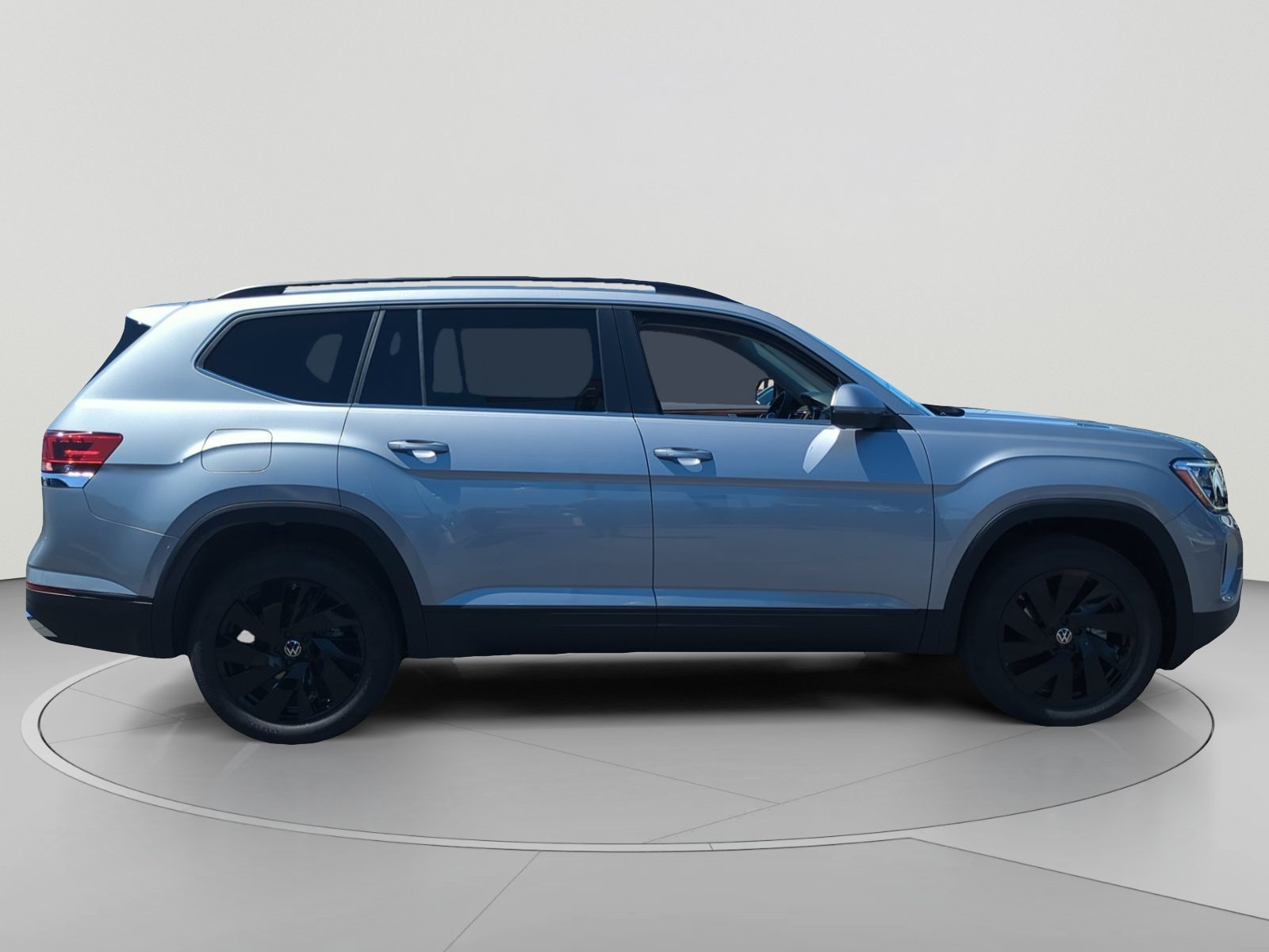 2026 Volkswagen Atlas SE w/Tech - Photo 6